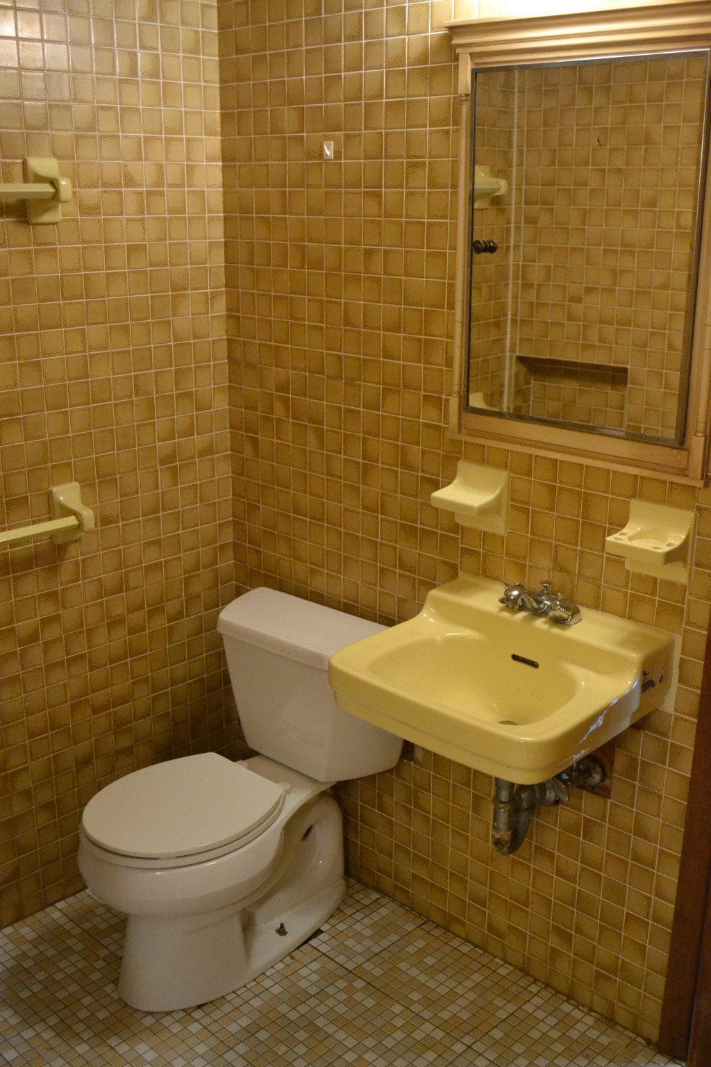 5008 Regina Drive photo 60