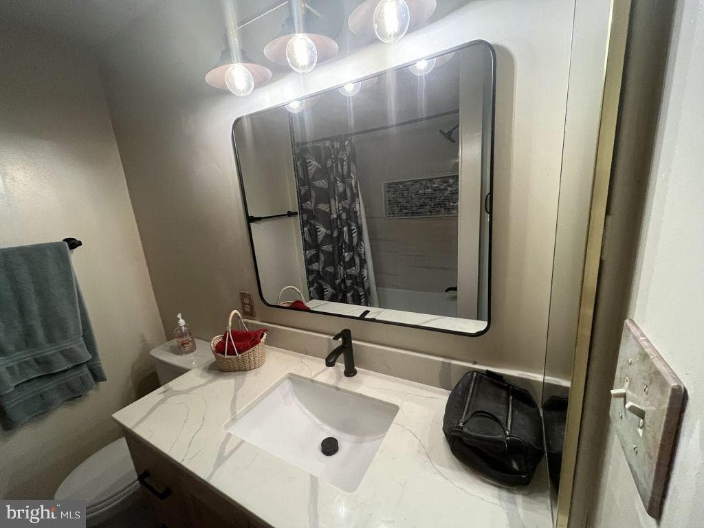 6830 Montivideo Square Ct photo 10