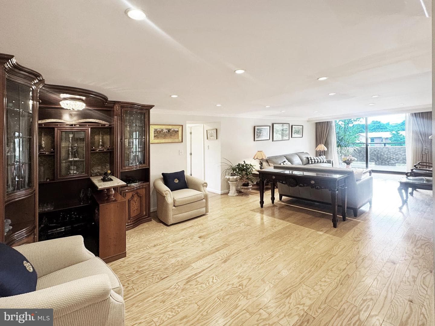 1800 Old Meadow Road #713 photo 4