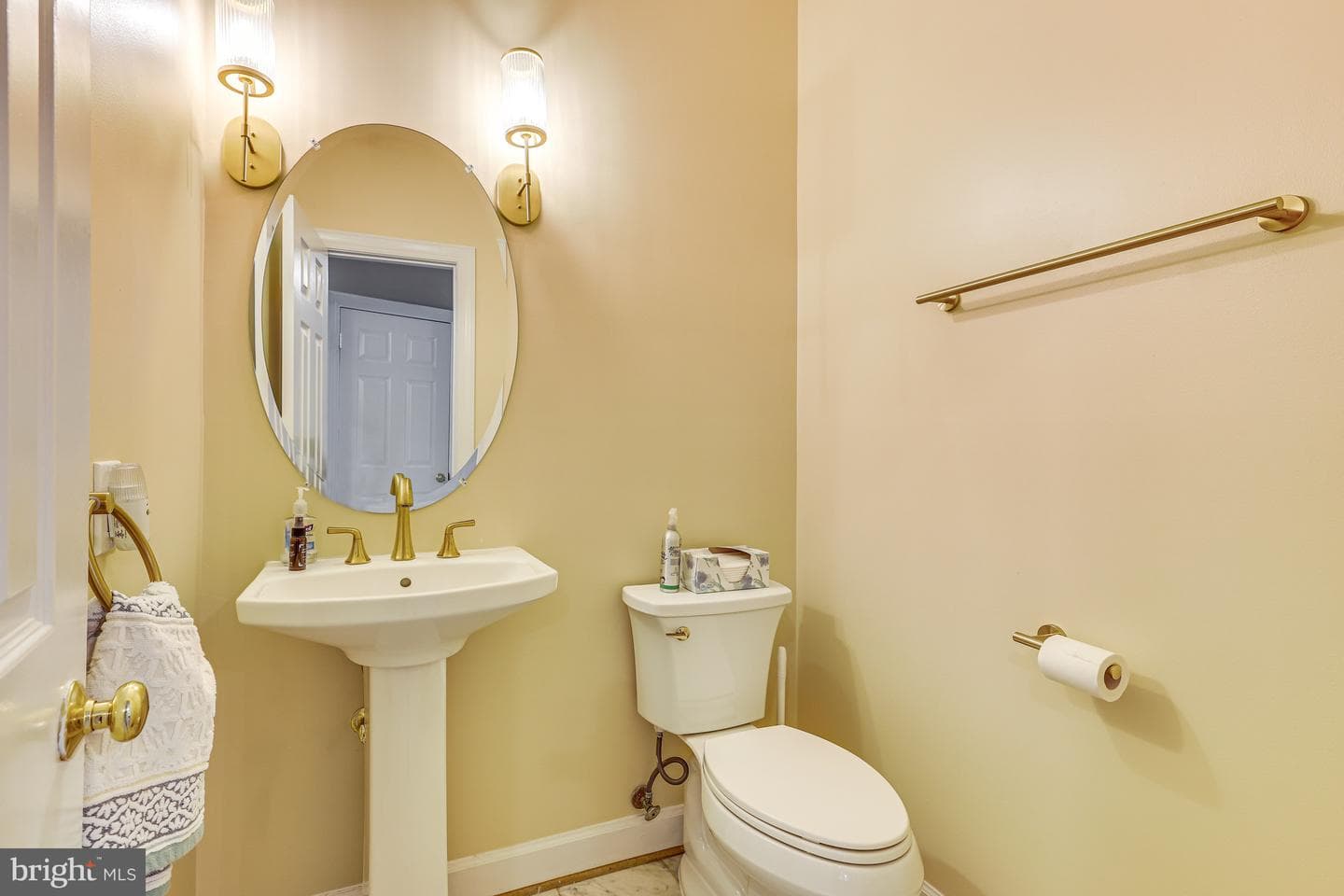 1104 Safa Street photo 15