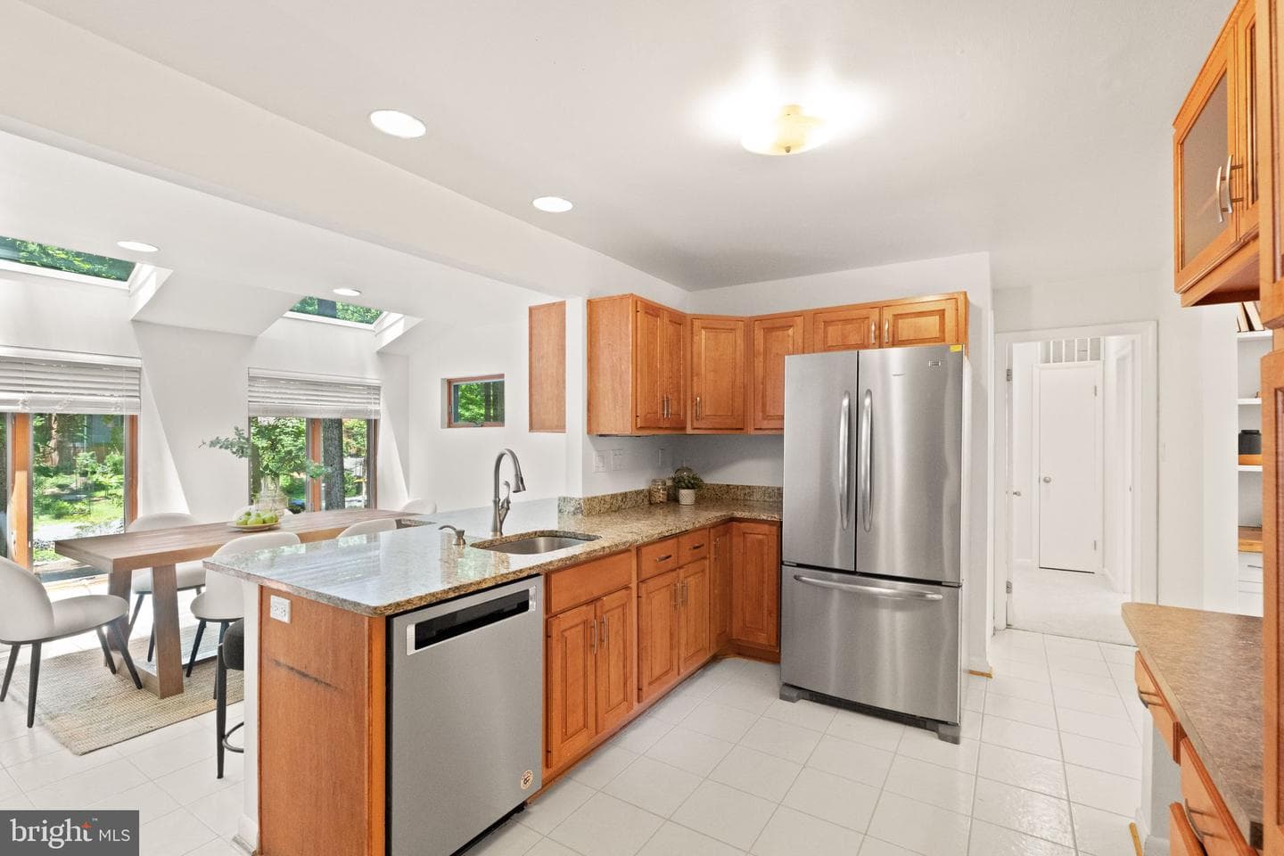 11609 Sourwood Lane photo 4