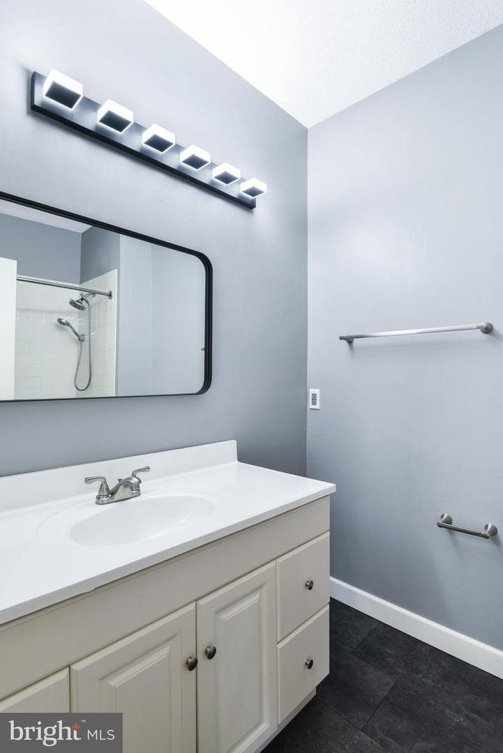 14300 Grape Holly Grove #24 photo 12