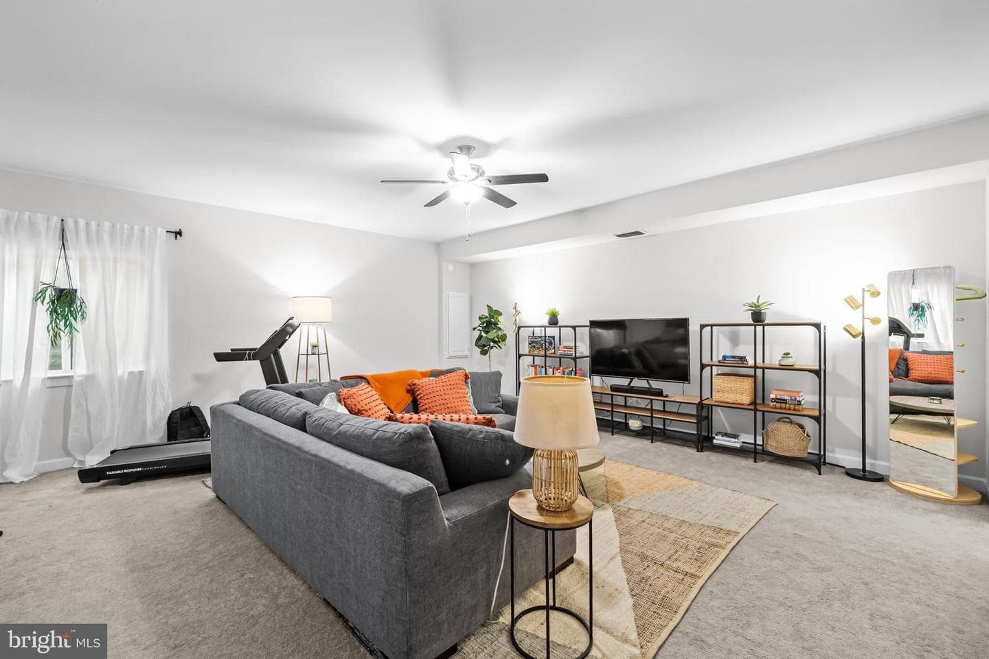 9253 Wood Violet Court photo 9