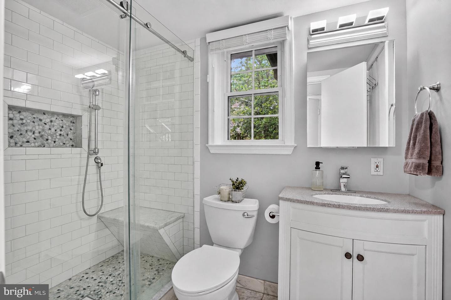 5024 Portsmouth Road photo 24