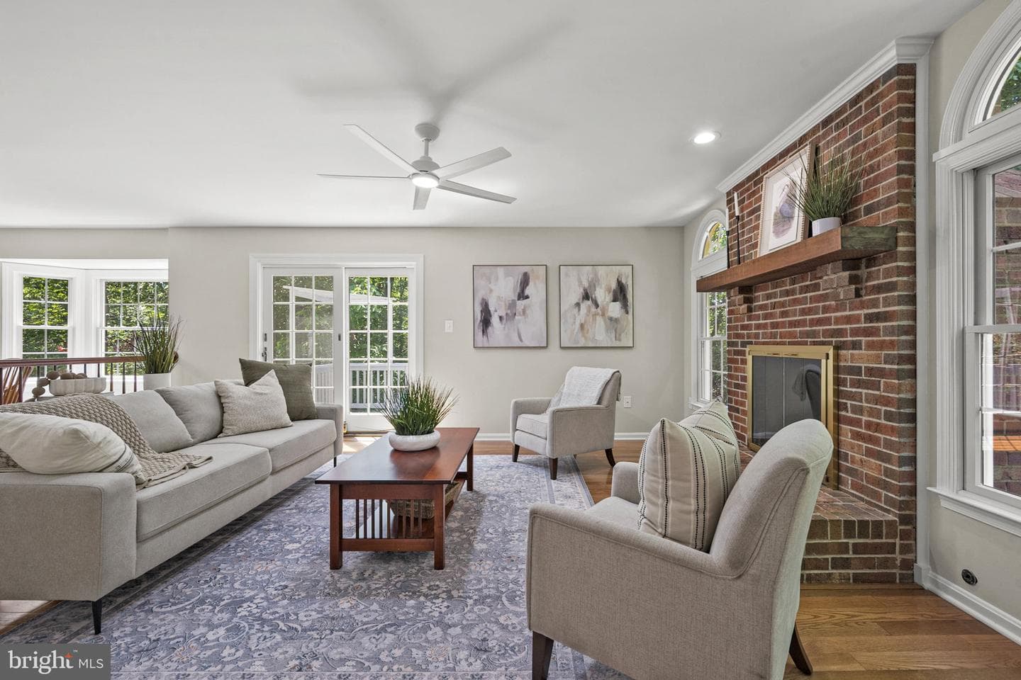 9127 Scott Street photo 34