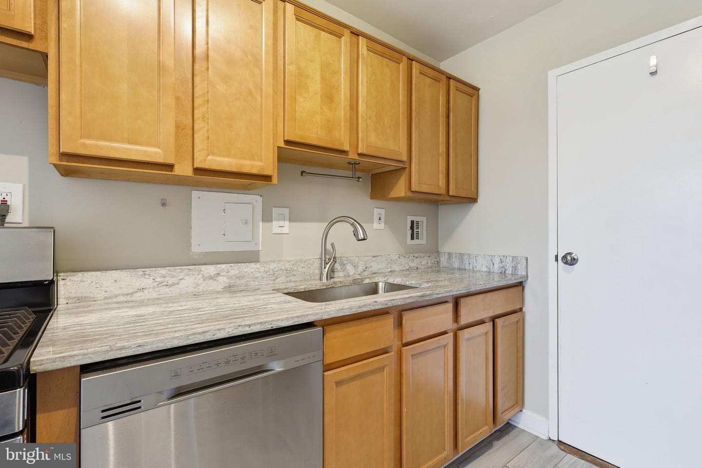 6631 Wakefield Drive #519 photo 8