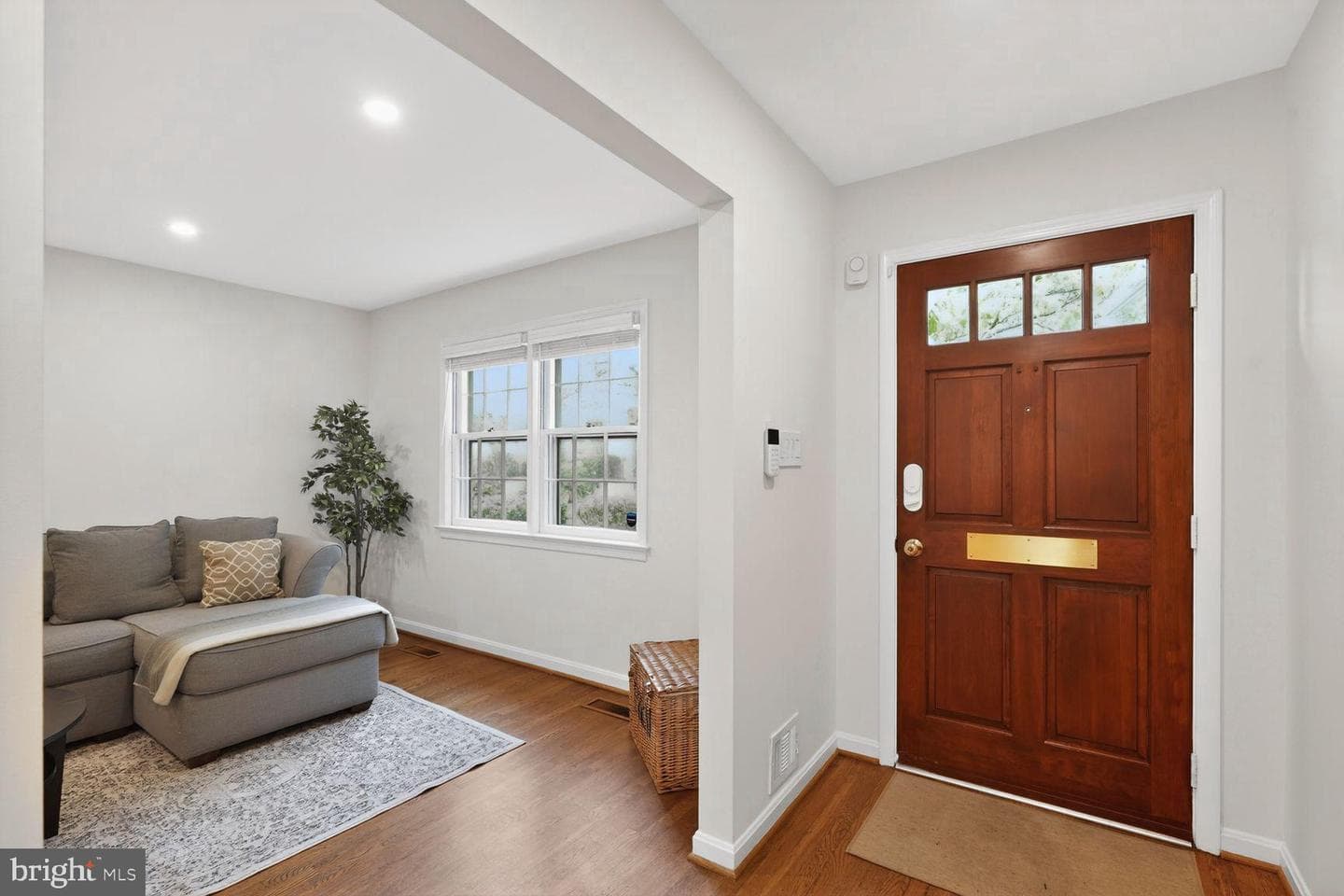 7024 Alicent Place photo 2