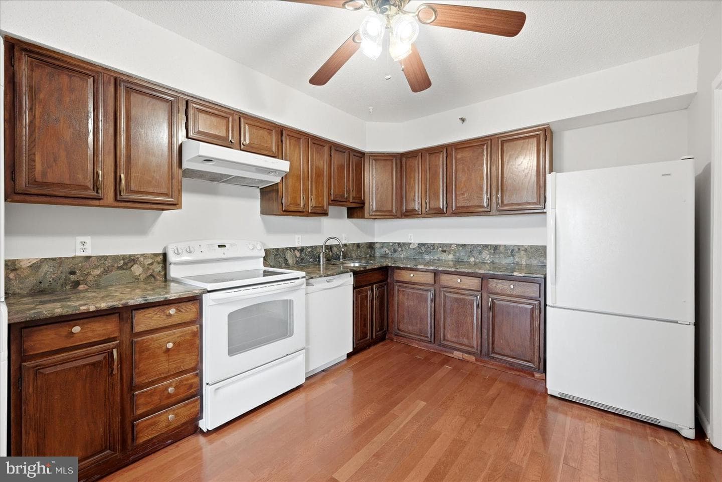 3709 S George Mason Drive #707 photo 11