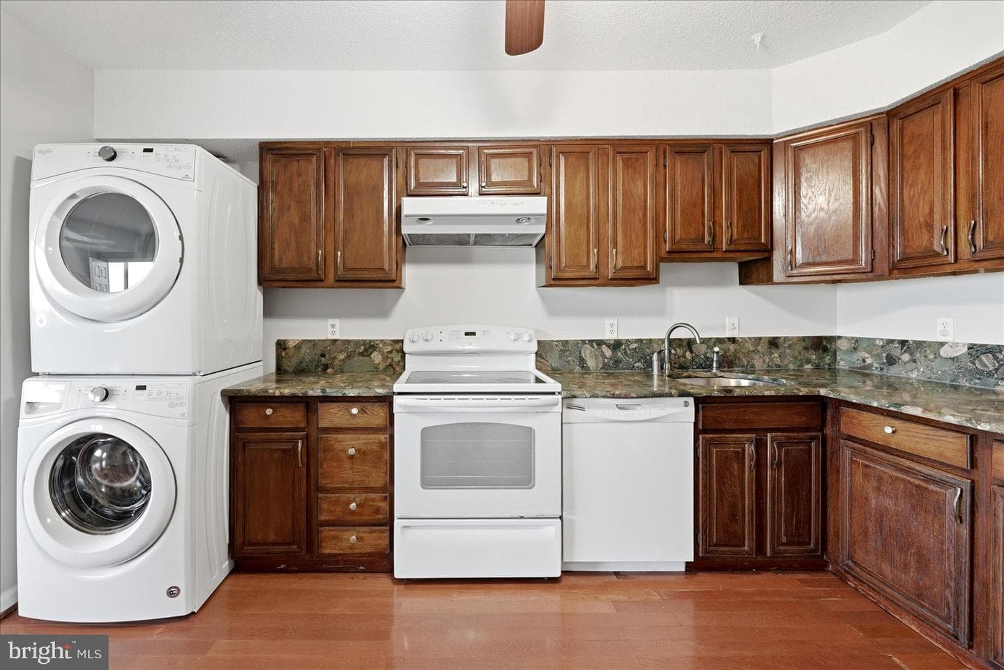 3709 S George Mason Drive #707 photo 13