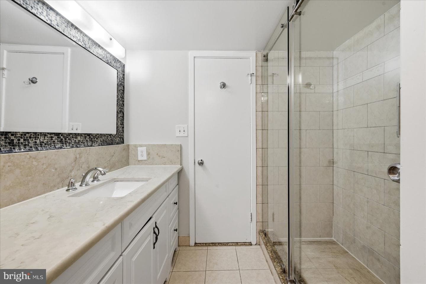 3709 S George Mason Drive #707 photo 21