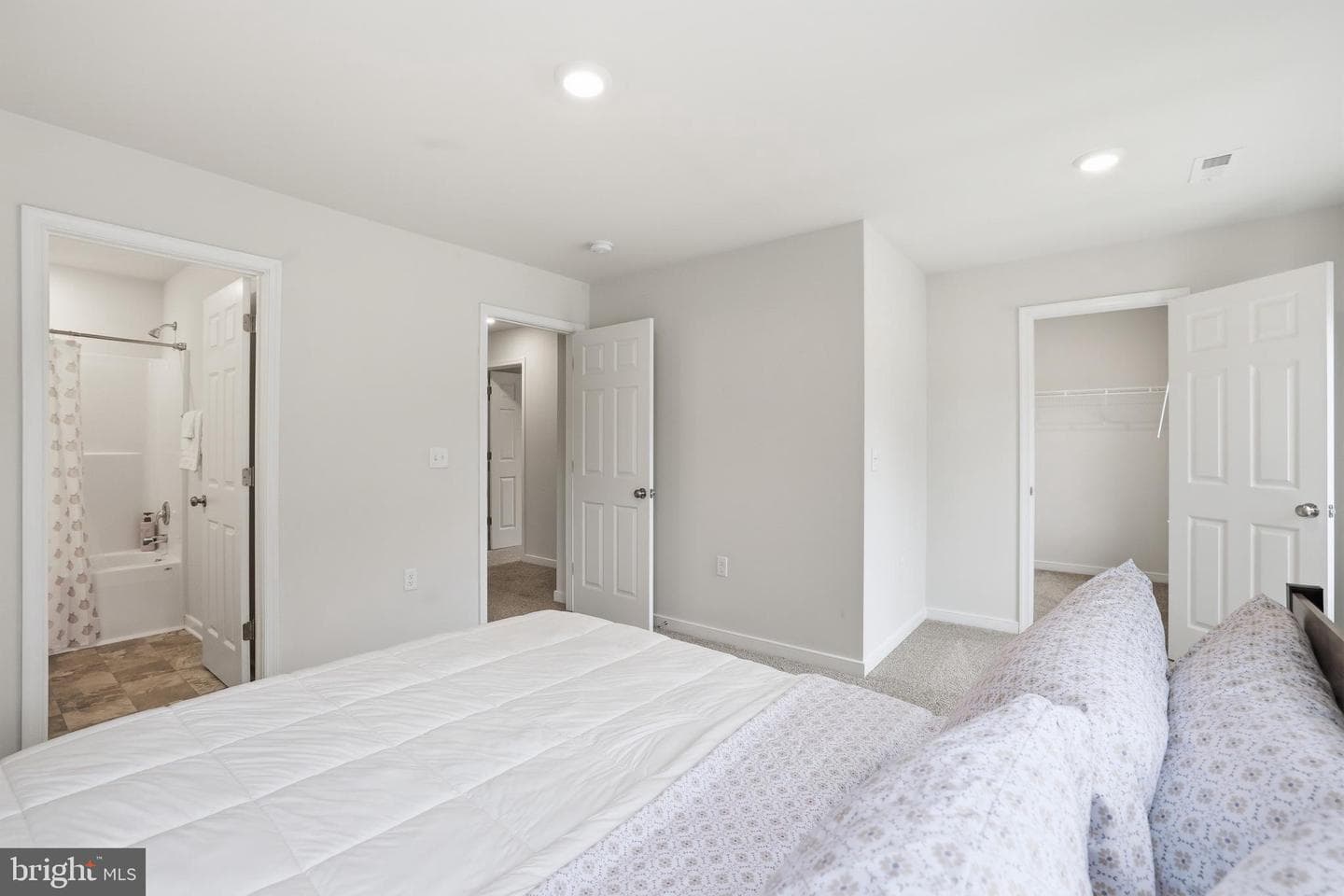 8528 Engleside Street photo 23