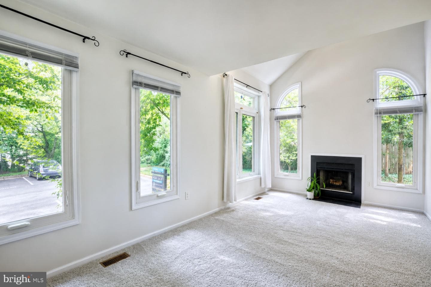 1025 Boros Court photo 9