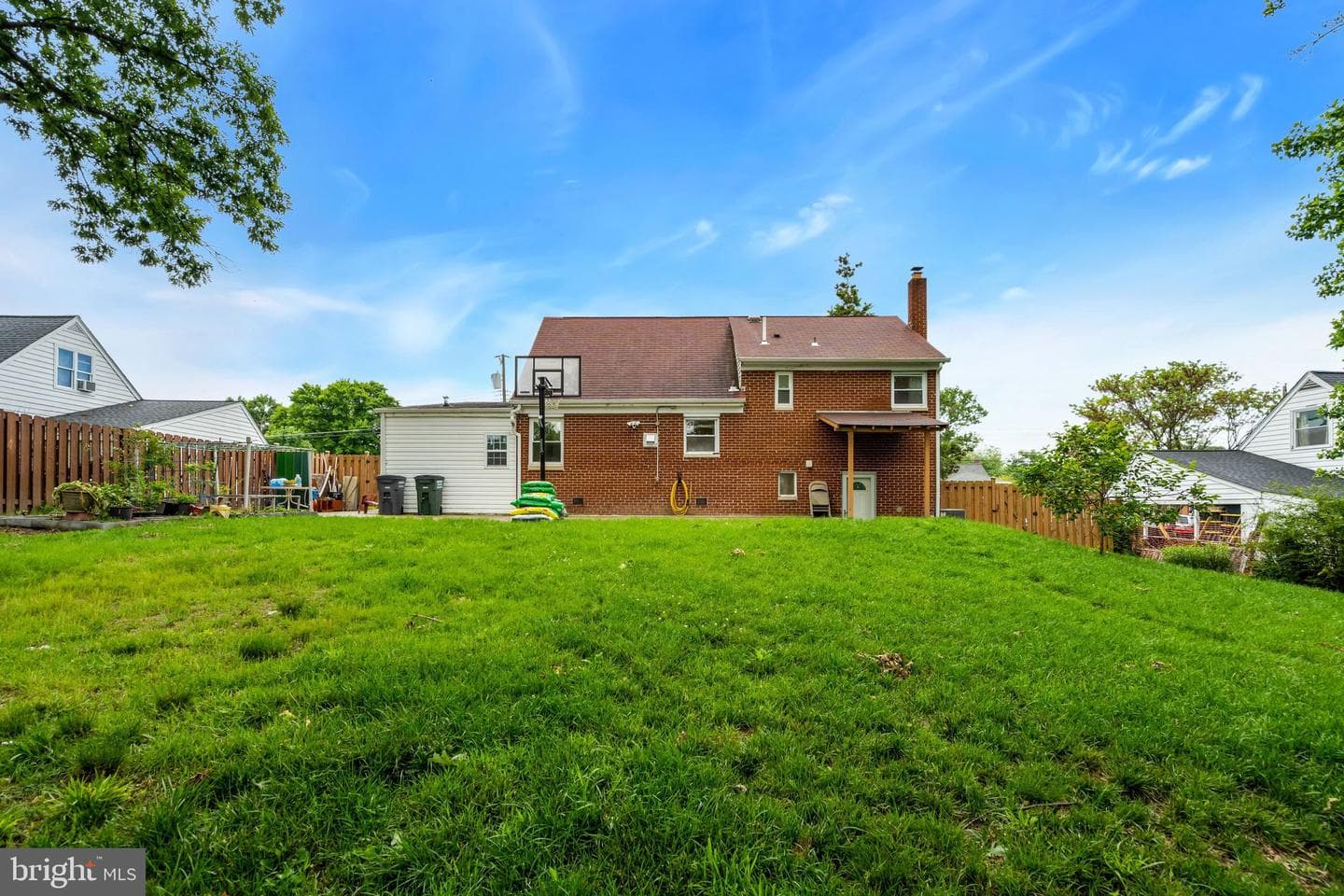 5910 Flanders Street photo 35