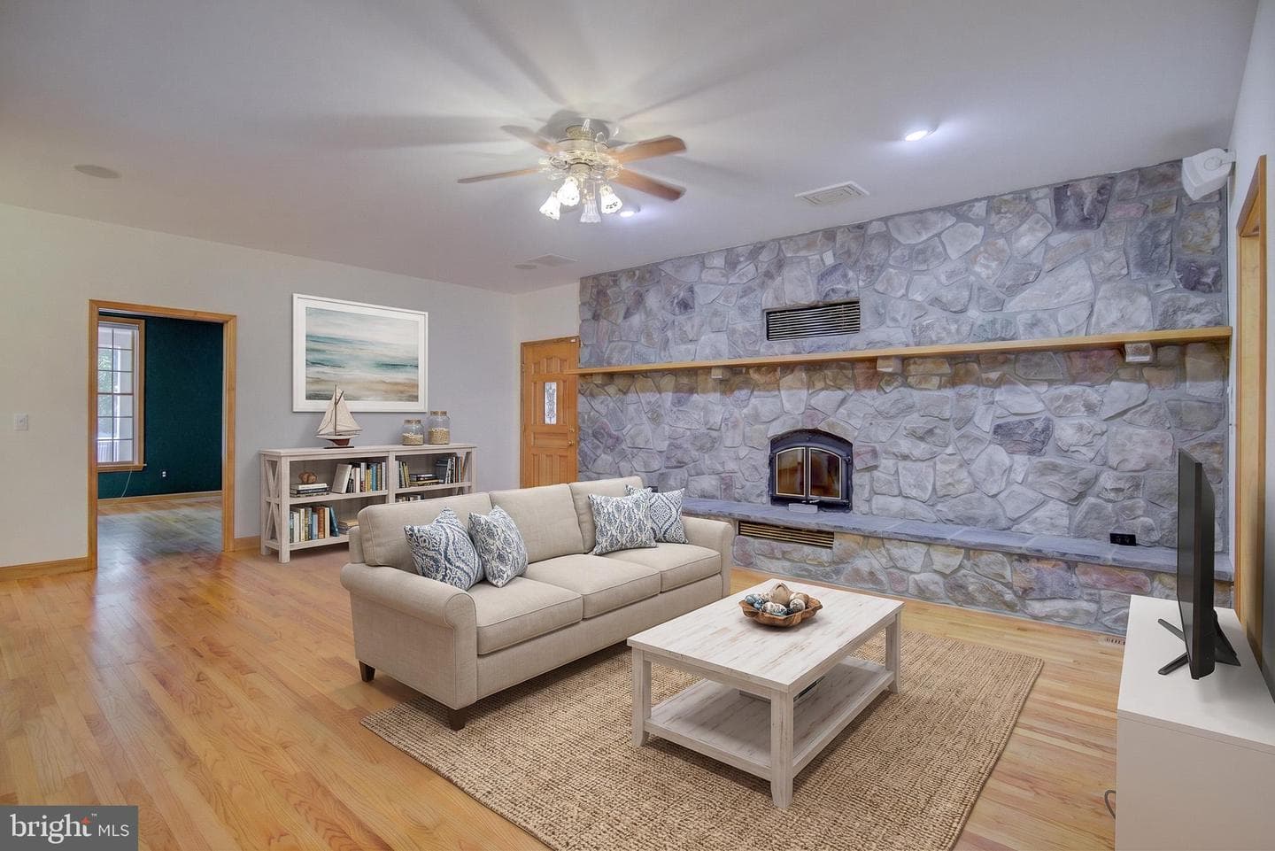 813 Blacks Hill Road photo 20