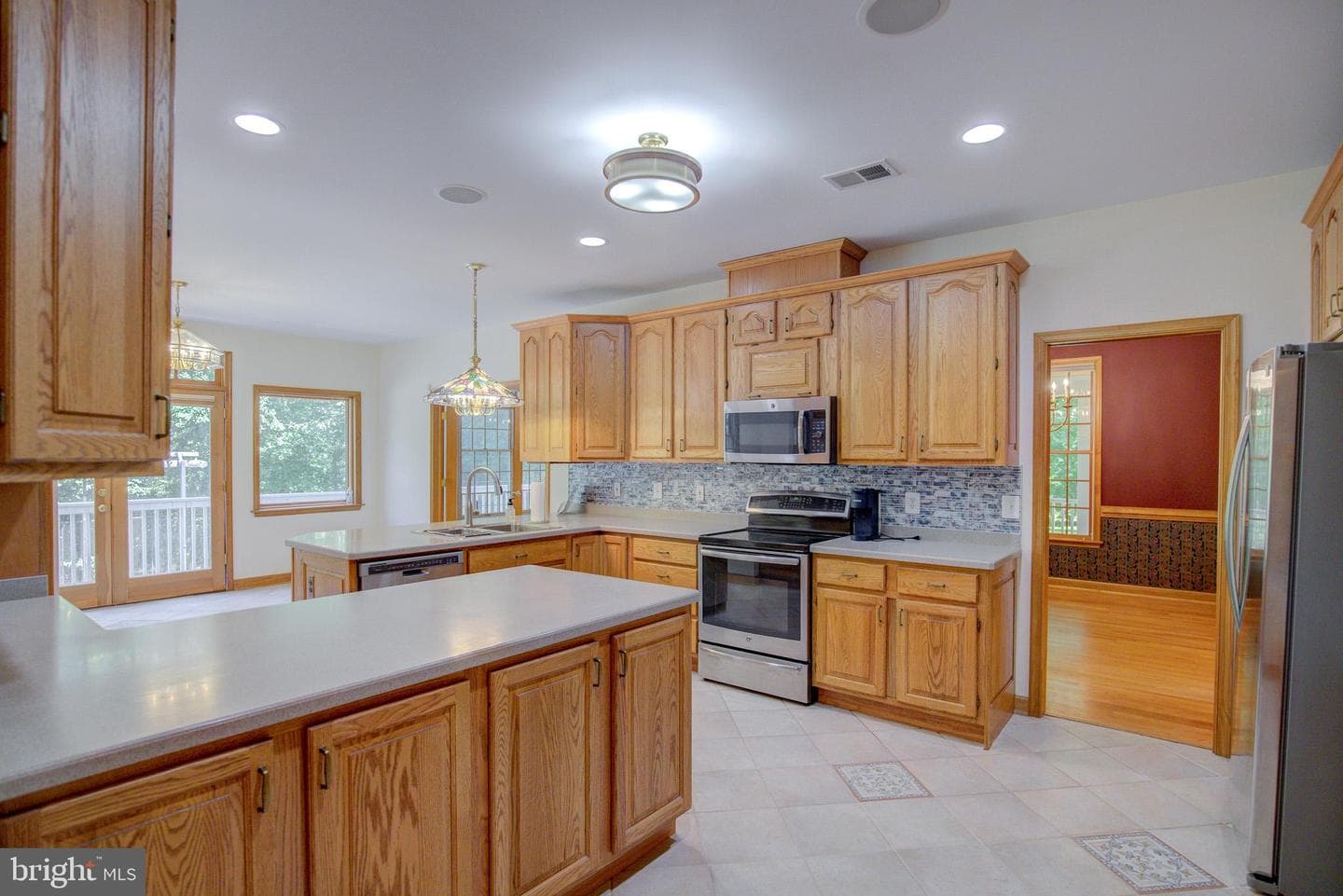 813 Blacks Hill Road photo 27