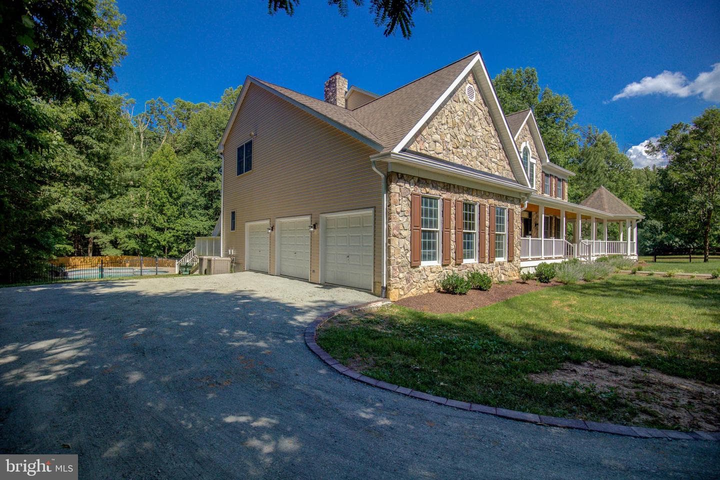 813 Blacks Hill Road photo 7