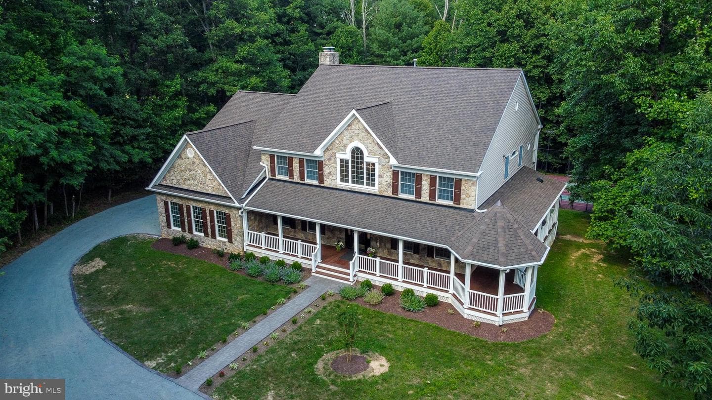 813 Blacks Hill Road photo 8
