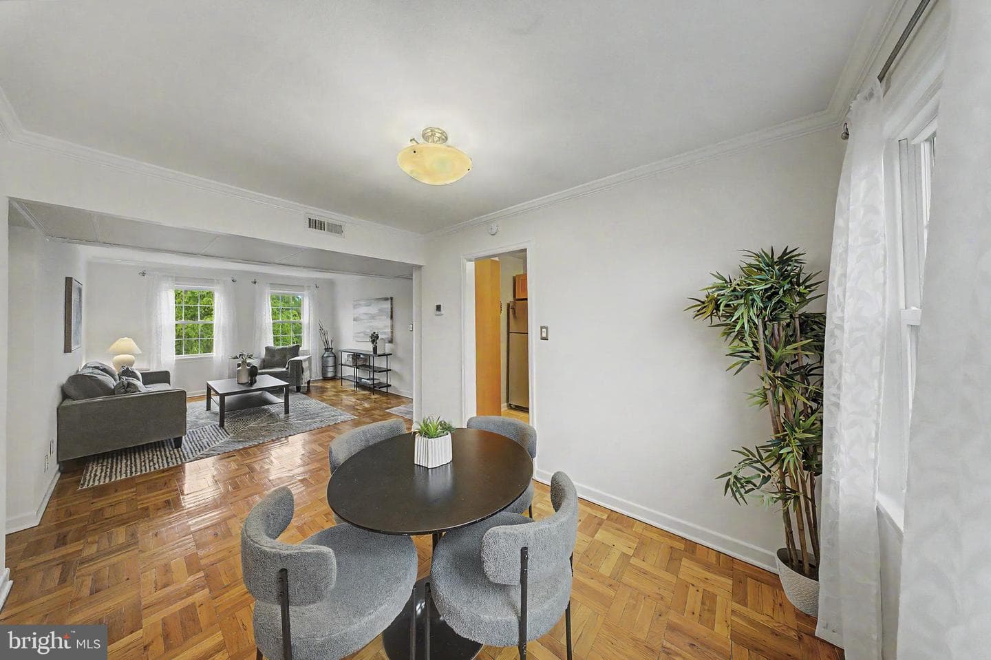 6607 Potomac Avenue #c2 photo 8