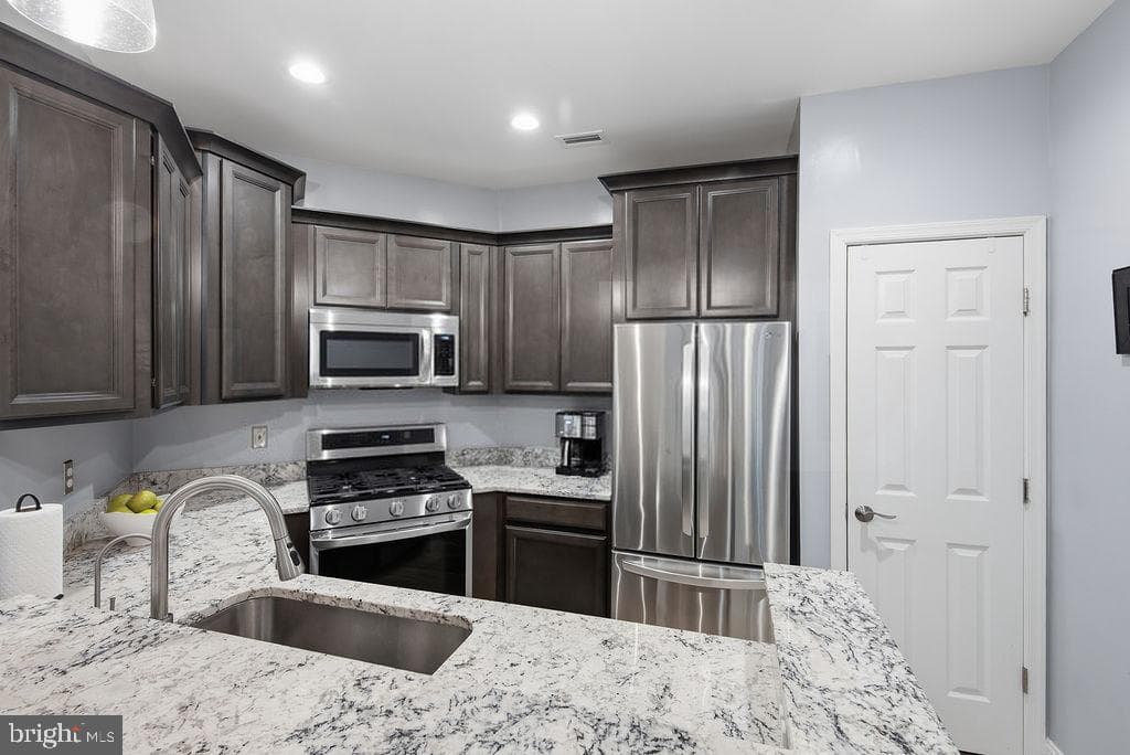 14321 Climbing Rose Way #204 photo 10