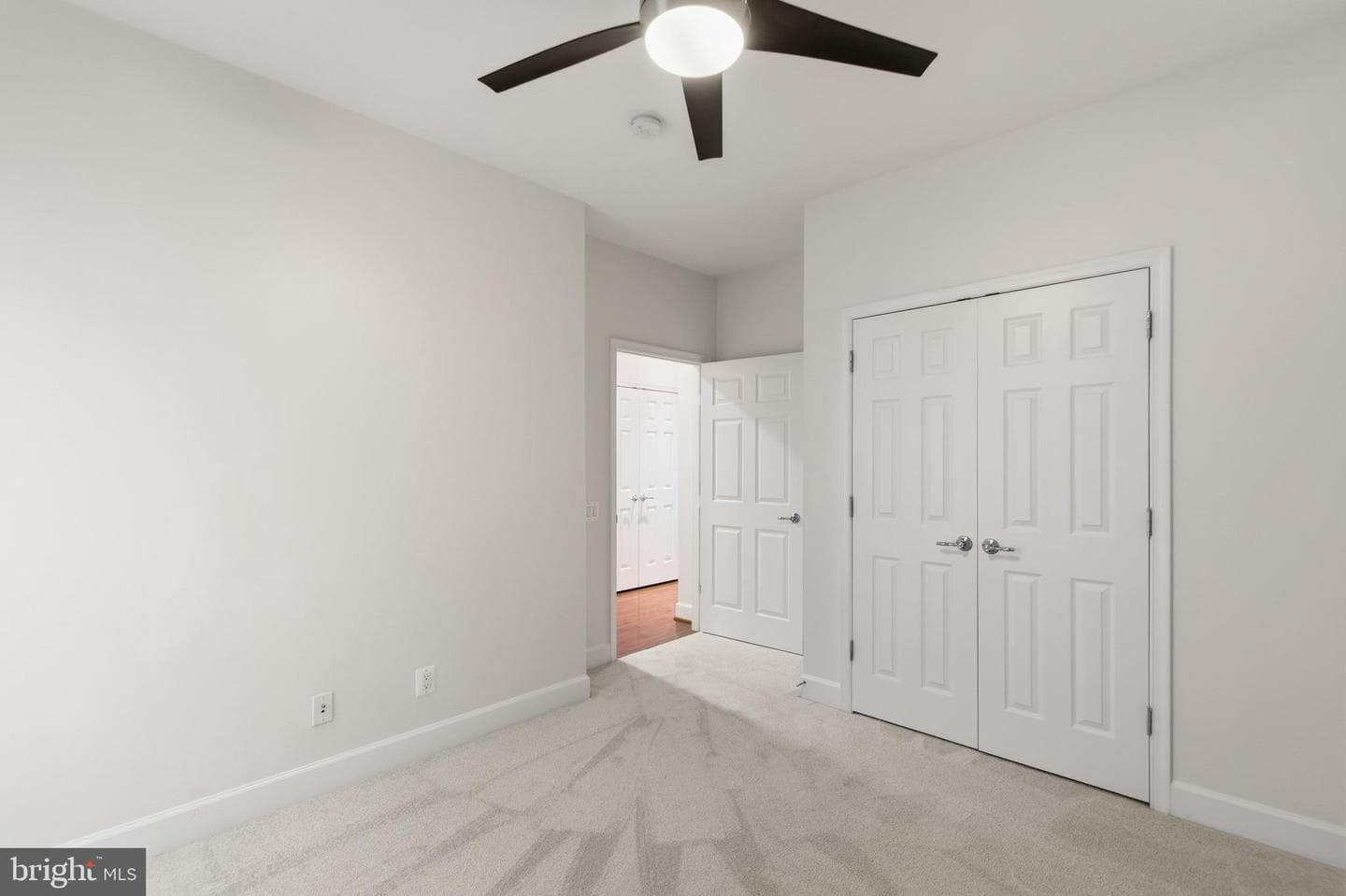 8932 Pink Carnation Court photo 19