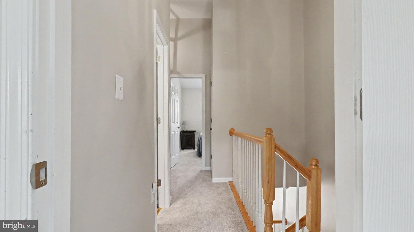 8584 Enochs Drive photo 28