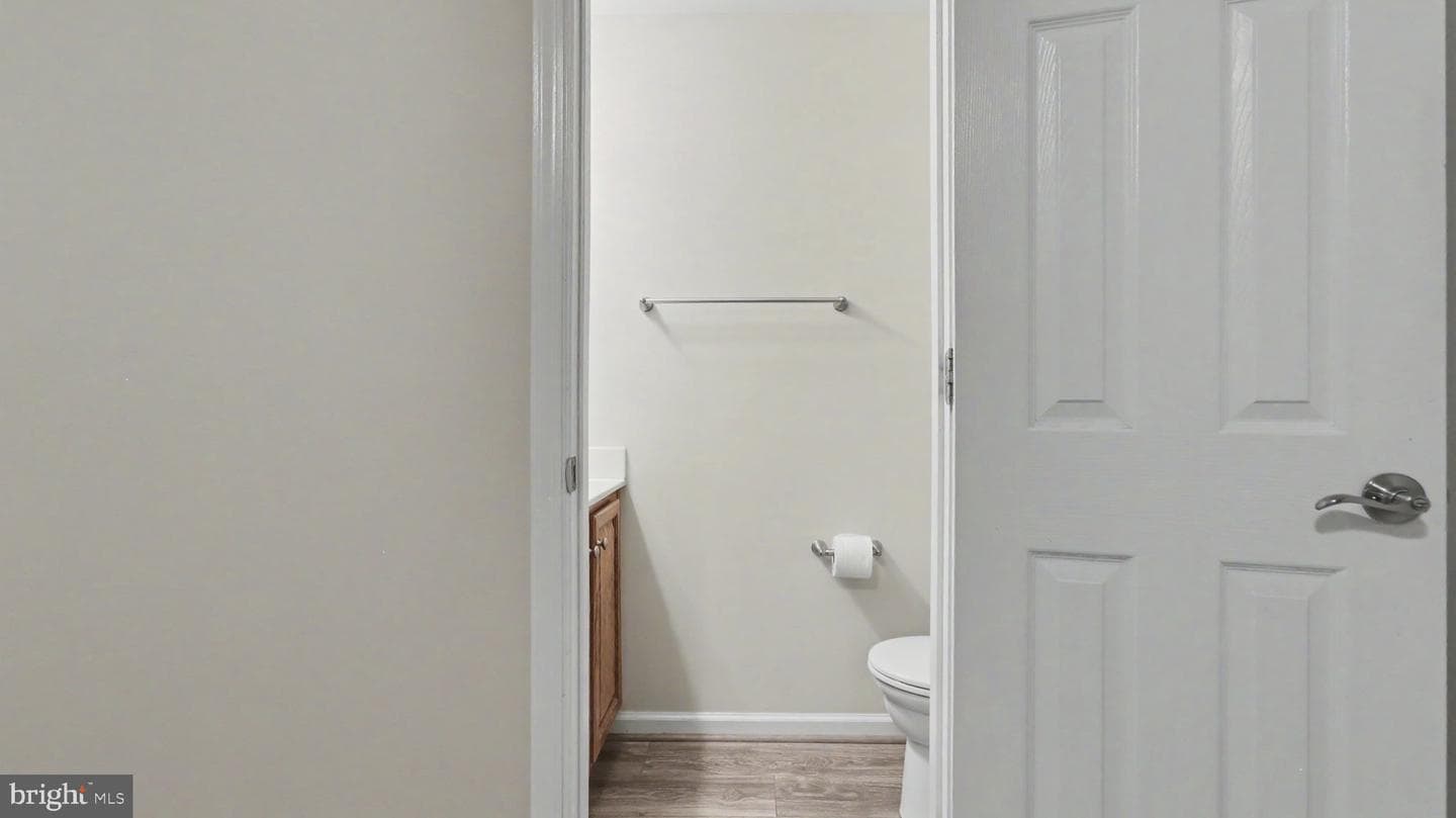 8584 Enochs Drive photo 40