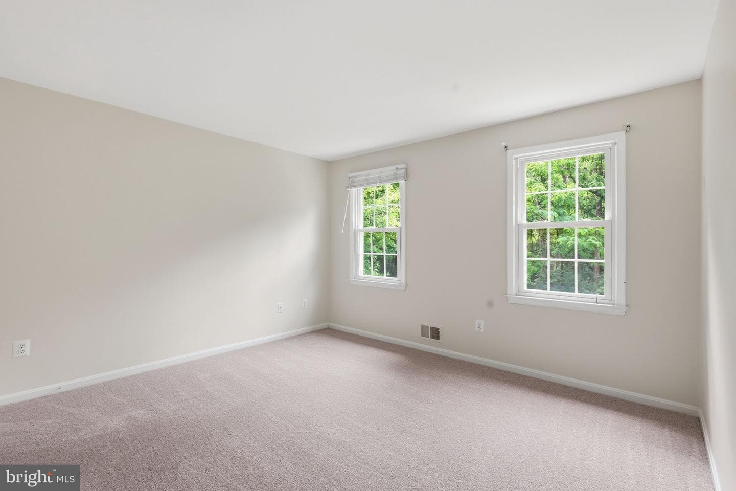 11913 Holly Spring Drive photo 34