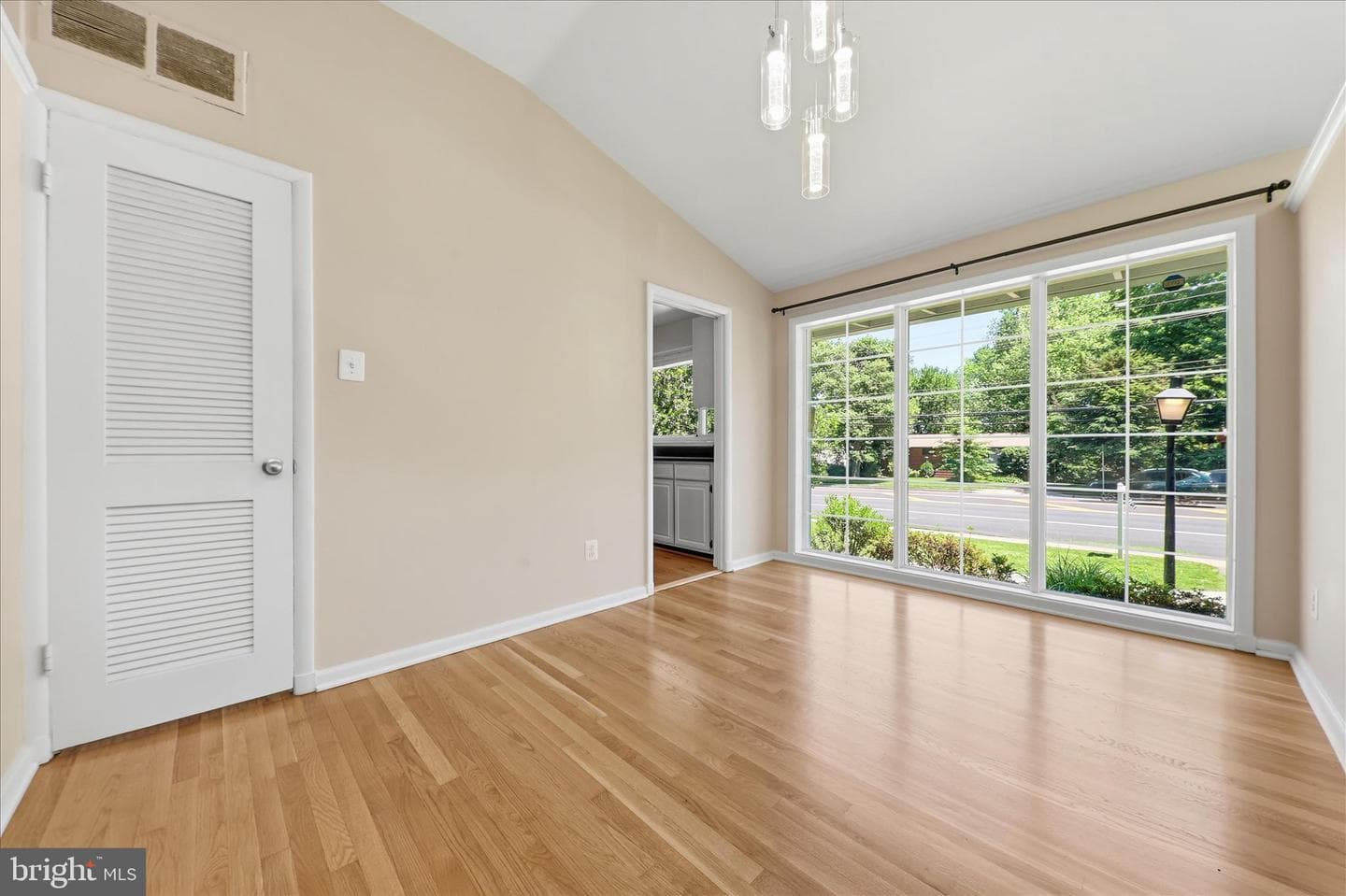 1608 Westmoreland Street photo 14