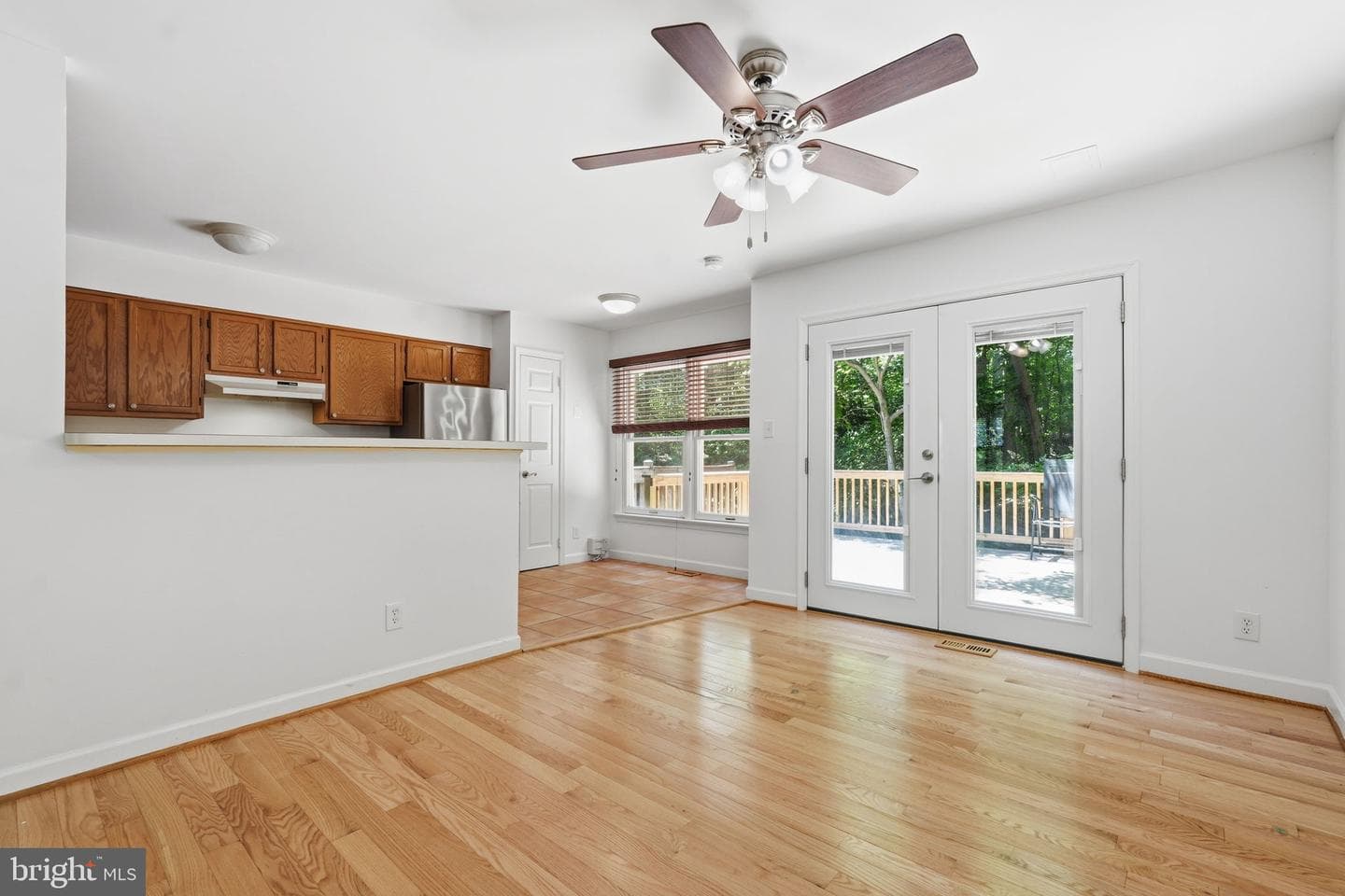 1609 Oak Spring Way photo 12