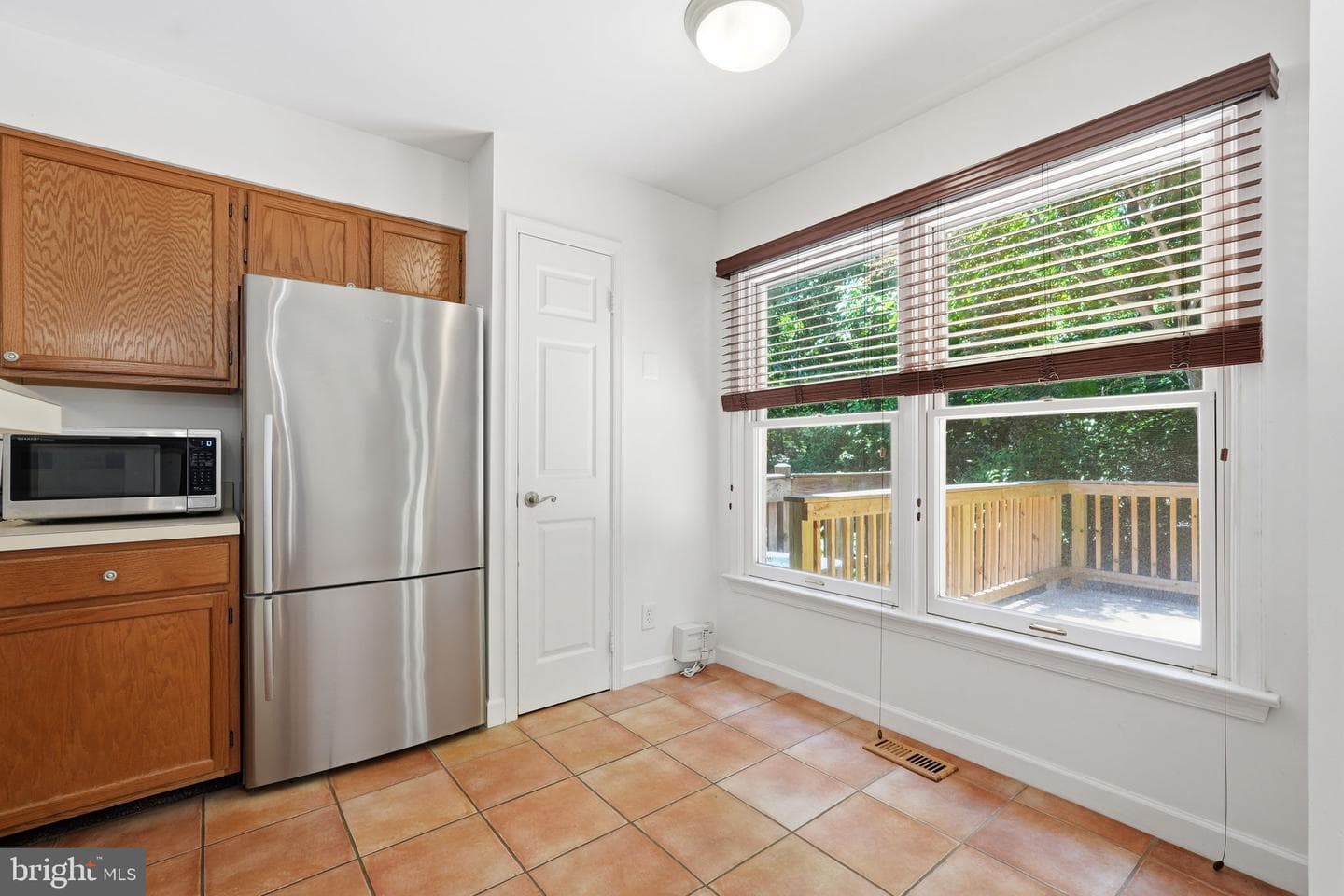 1609 Oak Spring Way photo 13