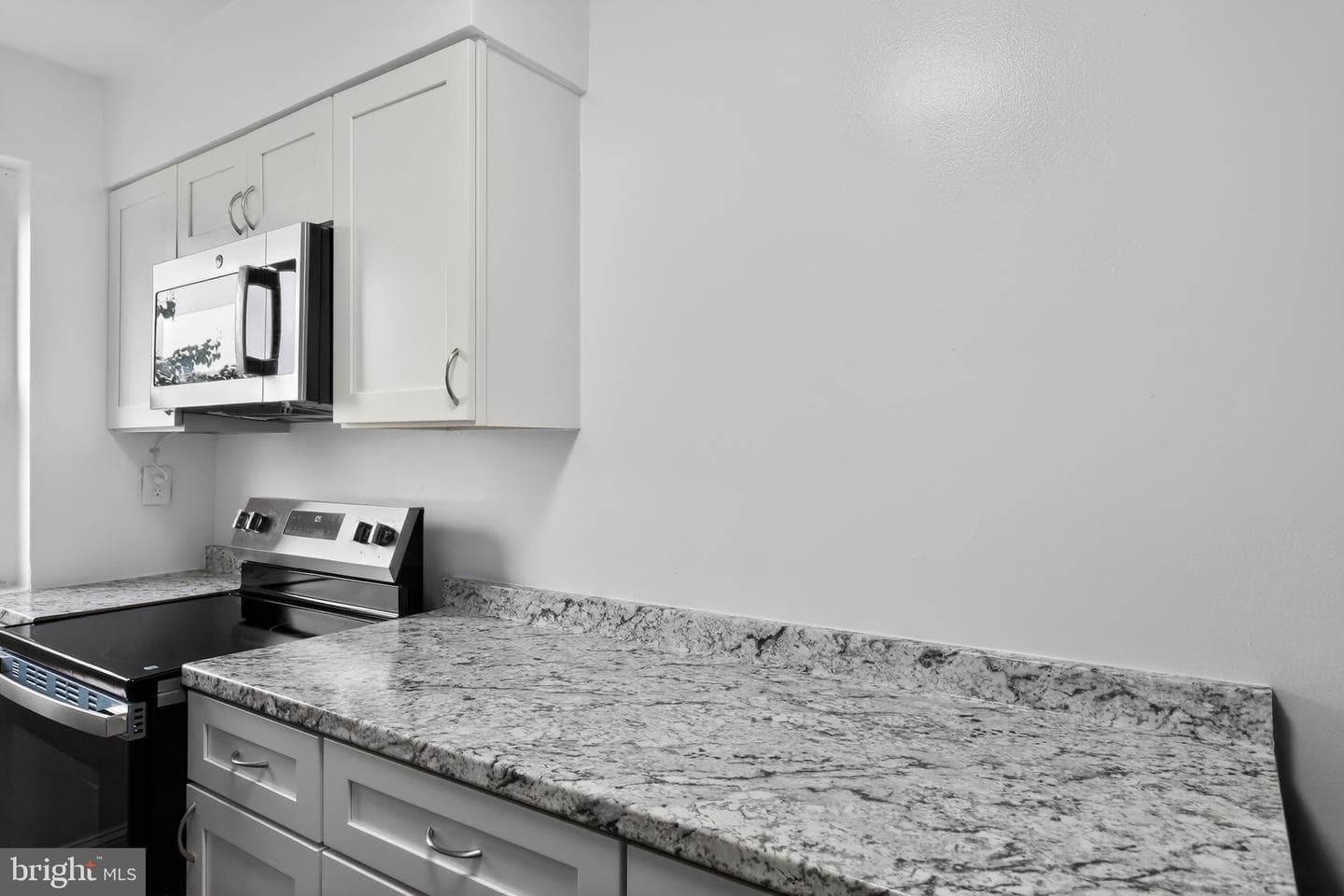 3053 Patrick Henry Drive #202 photo 6