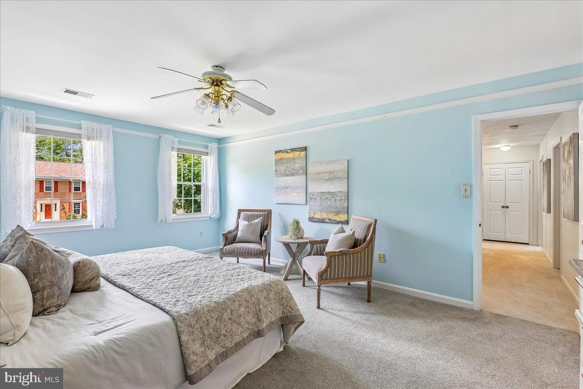 9804 Dansk Court photo 25