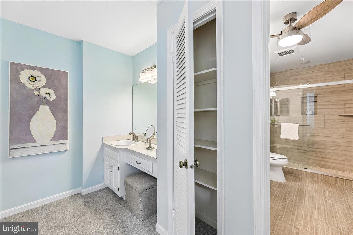 9804 Dansk Court photo 30