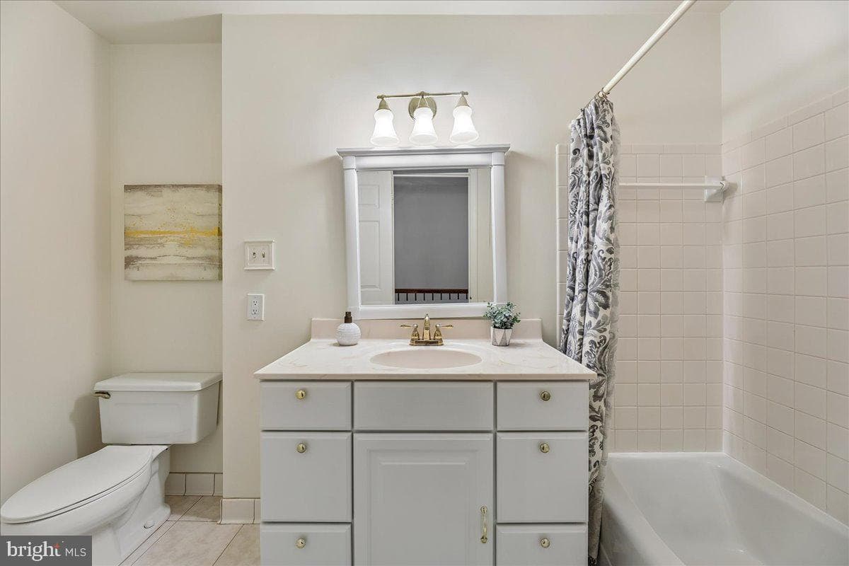 9804 Dansk Court photo 42