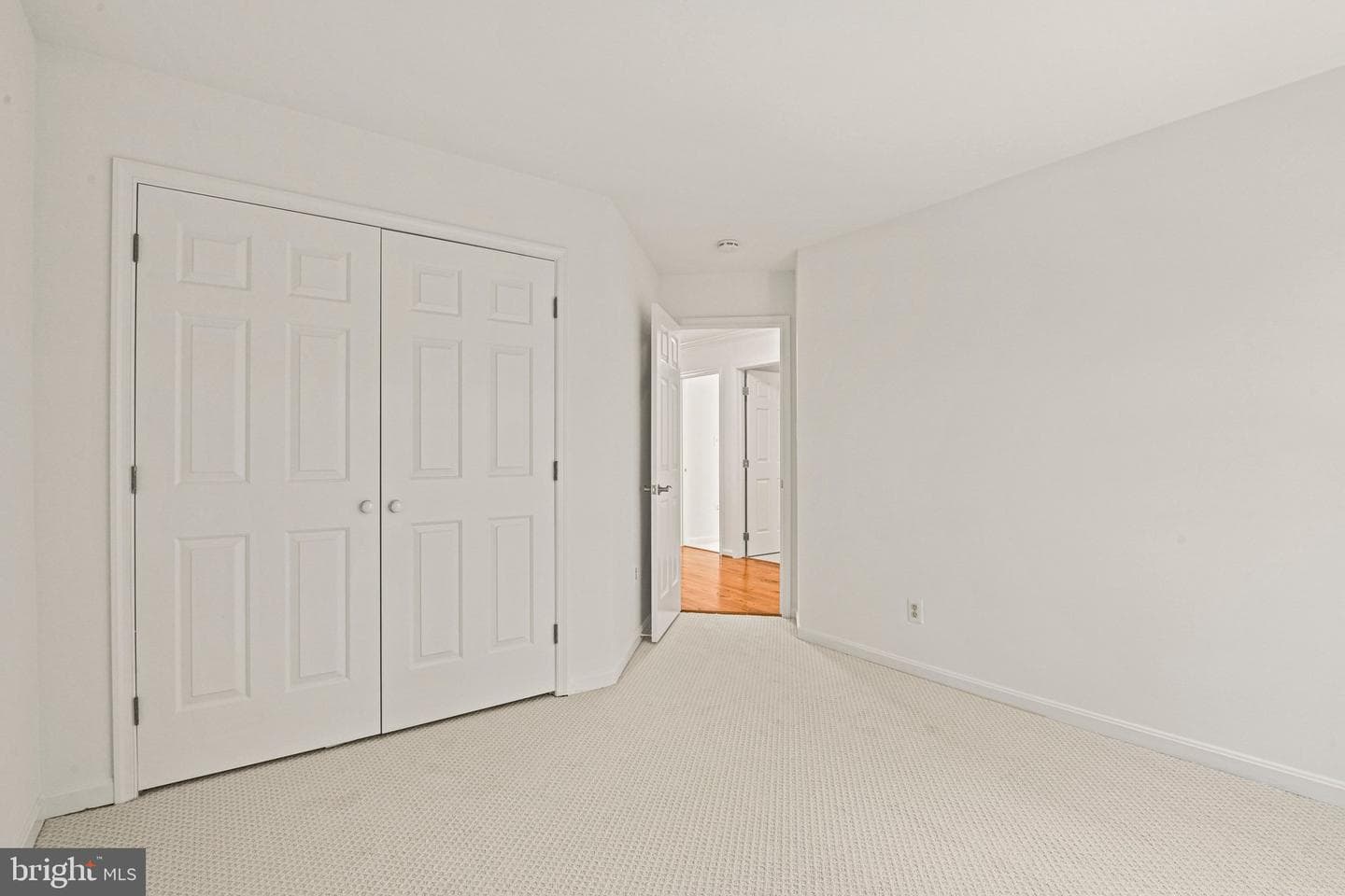 1539 Kingstream Circle photo 34