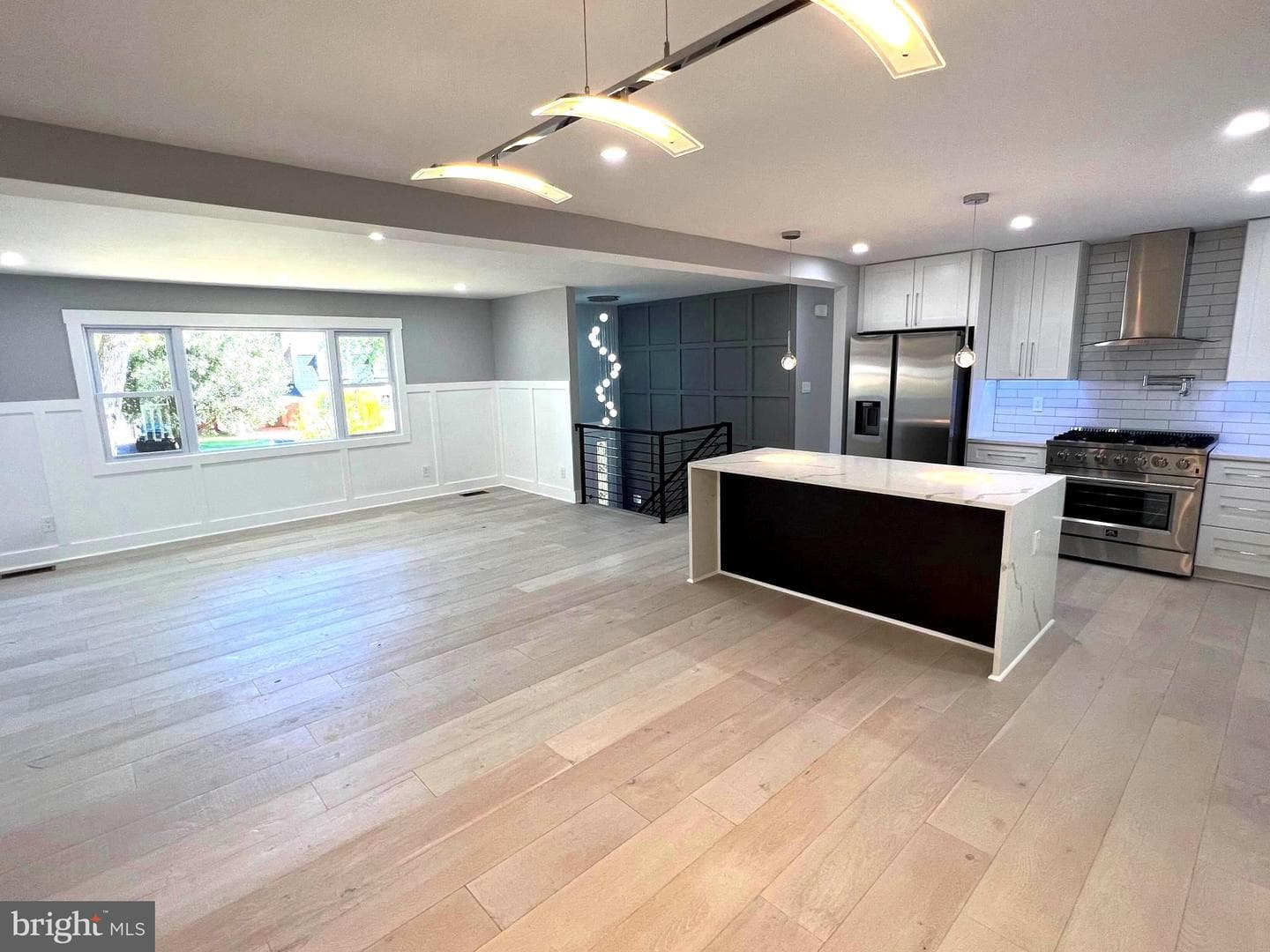 8638 Vernon Avenue photo 15