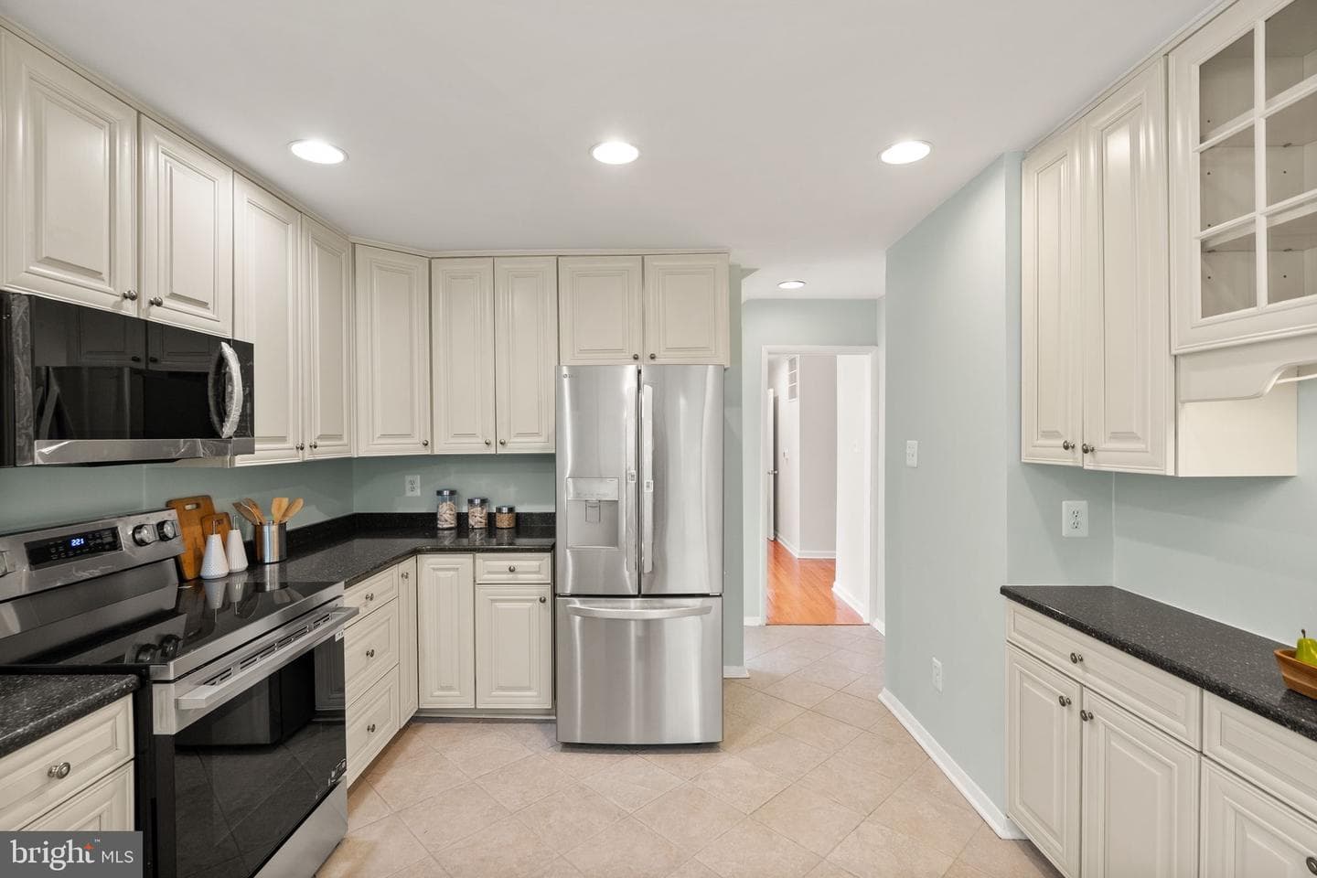 4227 Elizabeth Lane photo 20