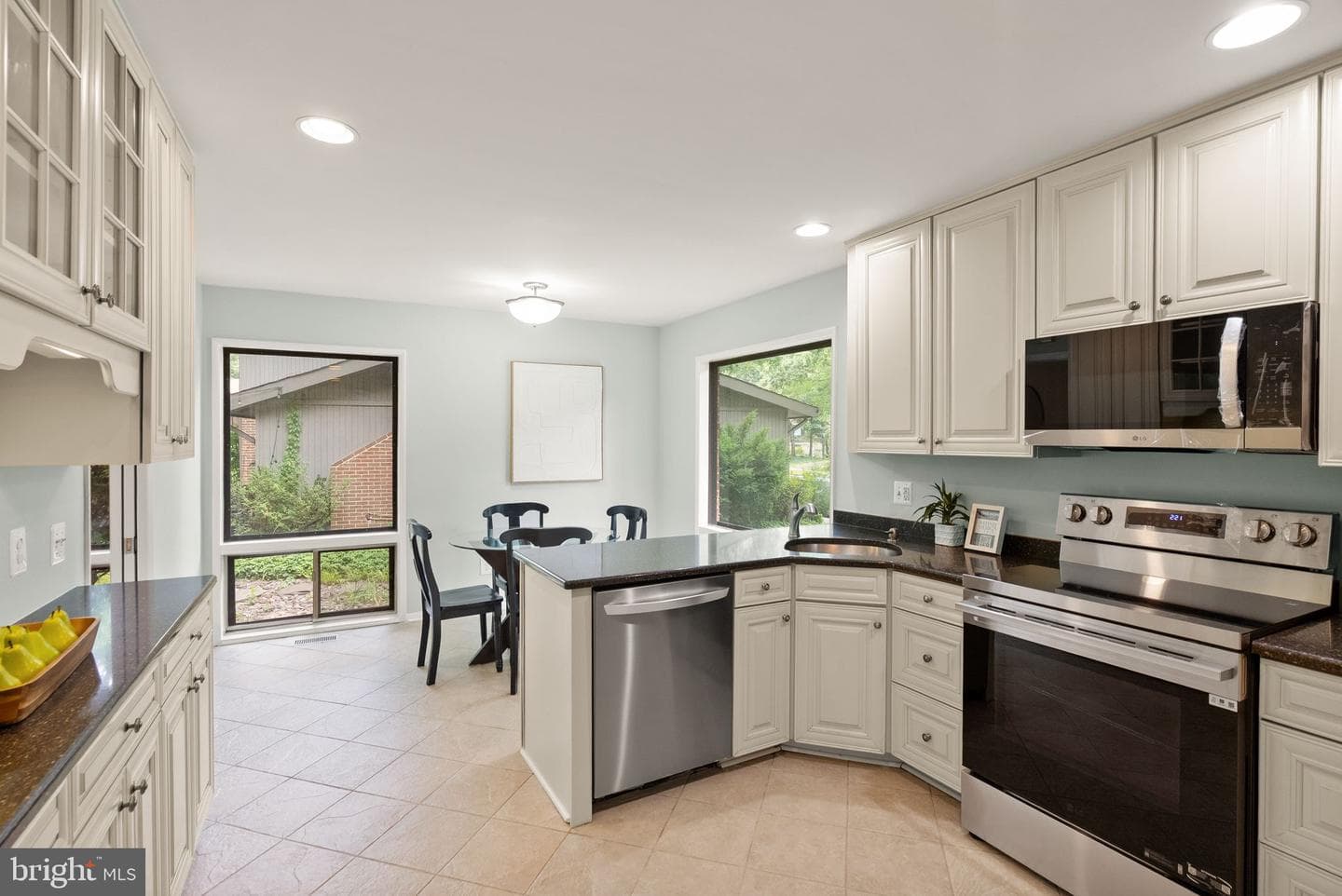 4227 Elizabeth Lane photo 22