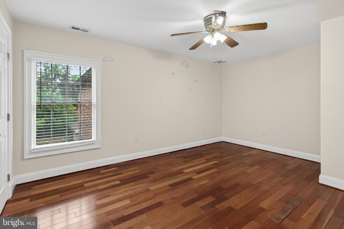 7705 Magarity Road photo 35