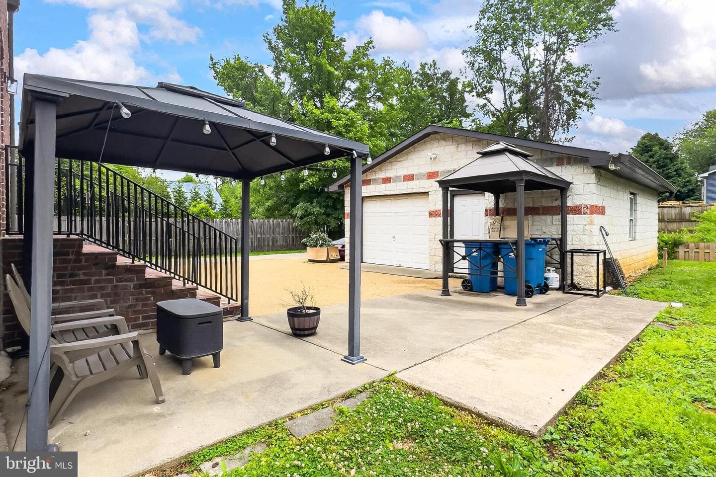 7705 Magarity Road photo 58