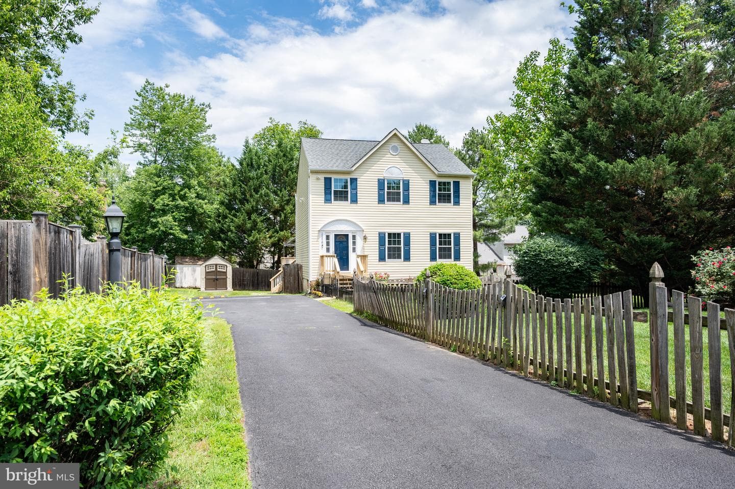 15218 Sovereign Place photo 4