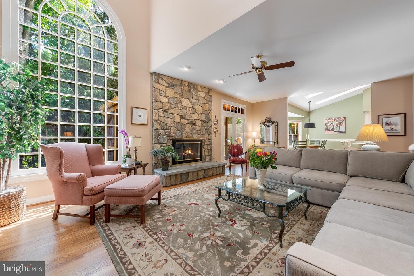 2028 Spring Branch Drive photo 12