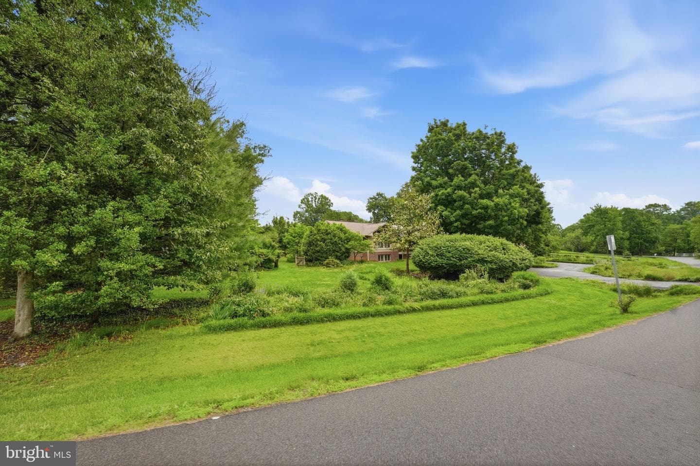 4920 Brook Hills Drive photo 8