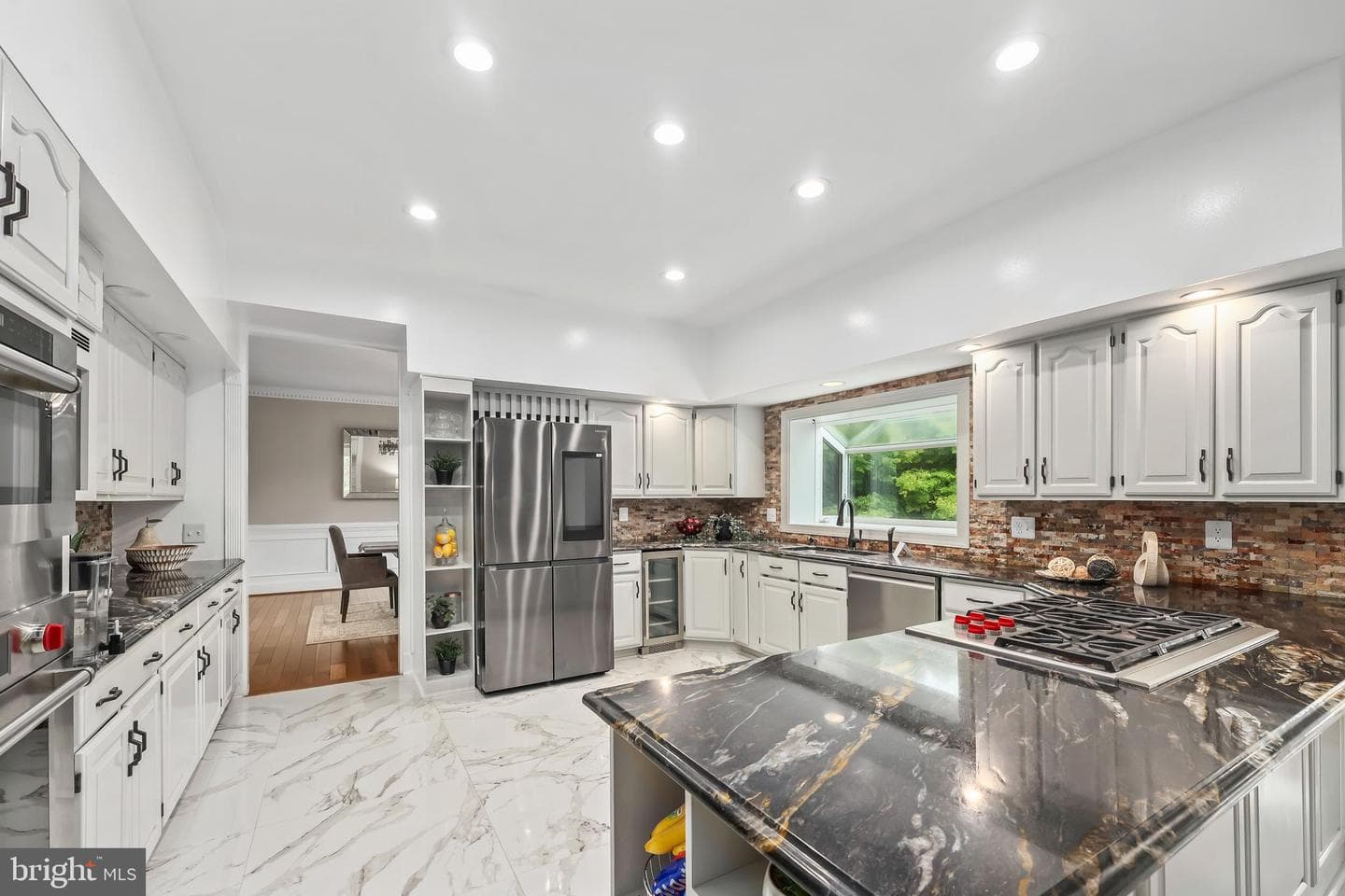 517 Seneca Road photo 19