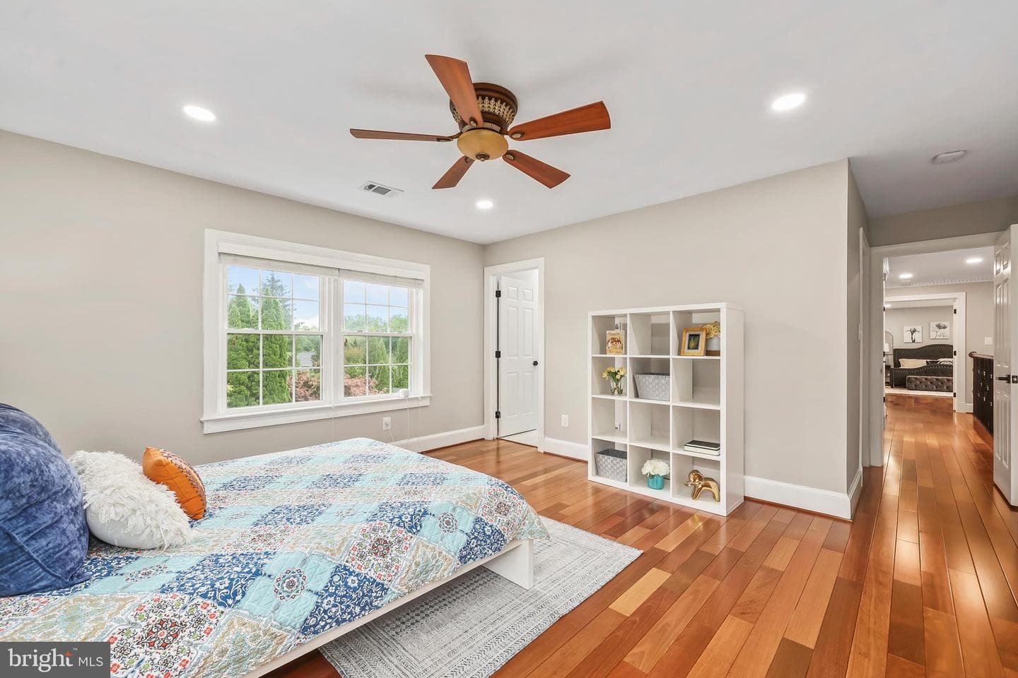 517 Seneca Road photo 33