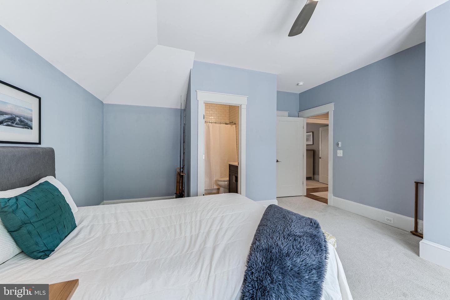 916 Desale Street SW photo 40