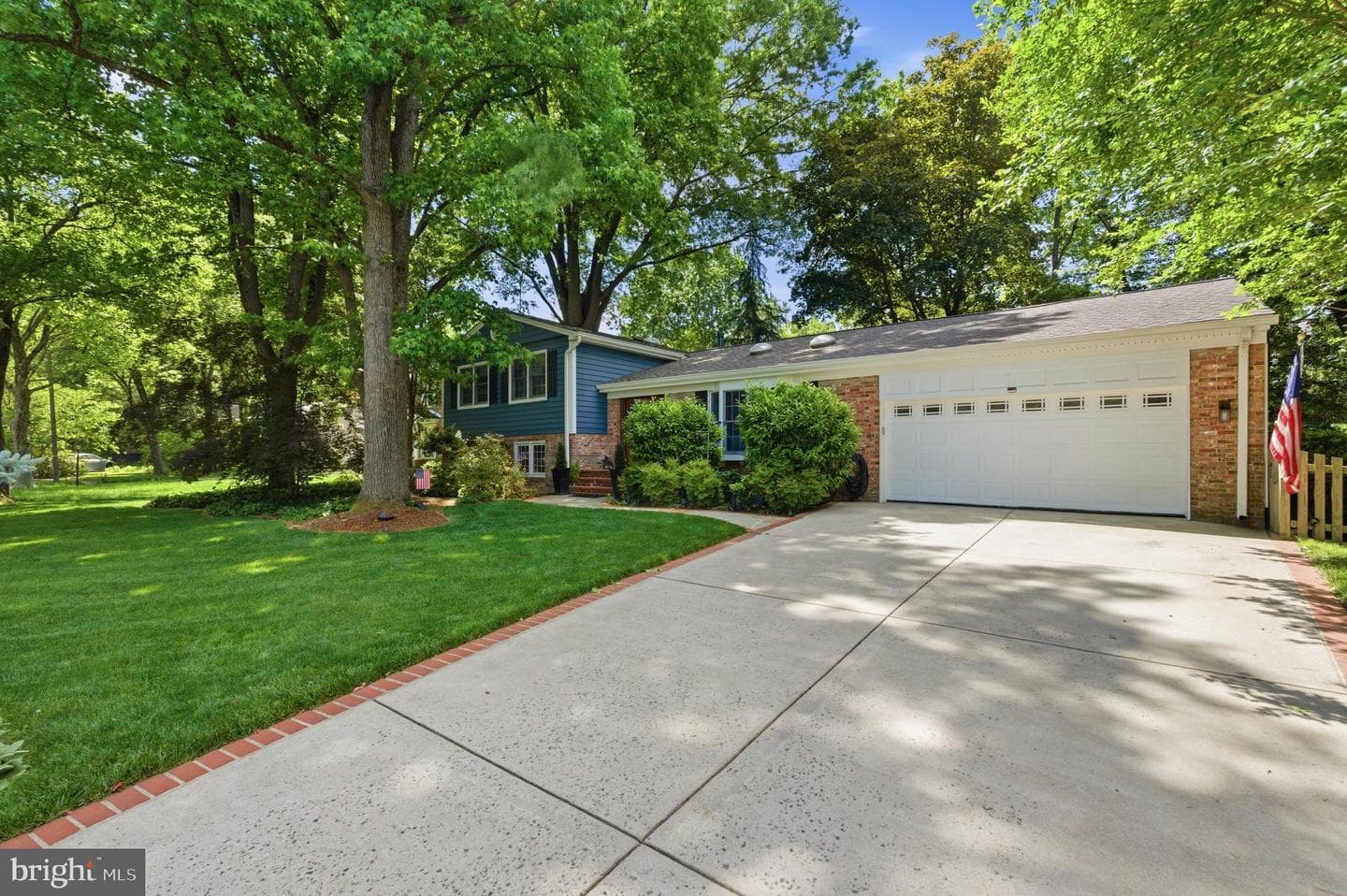 2507 Toron Court photo 2