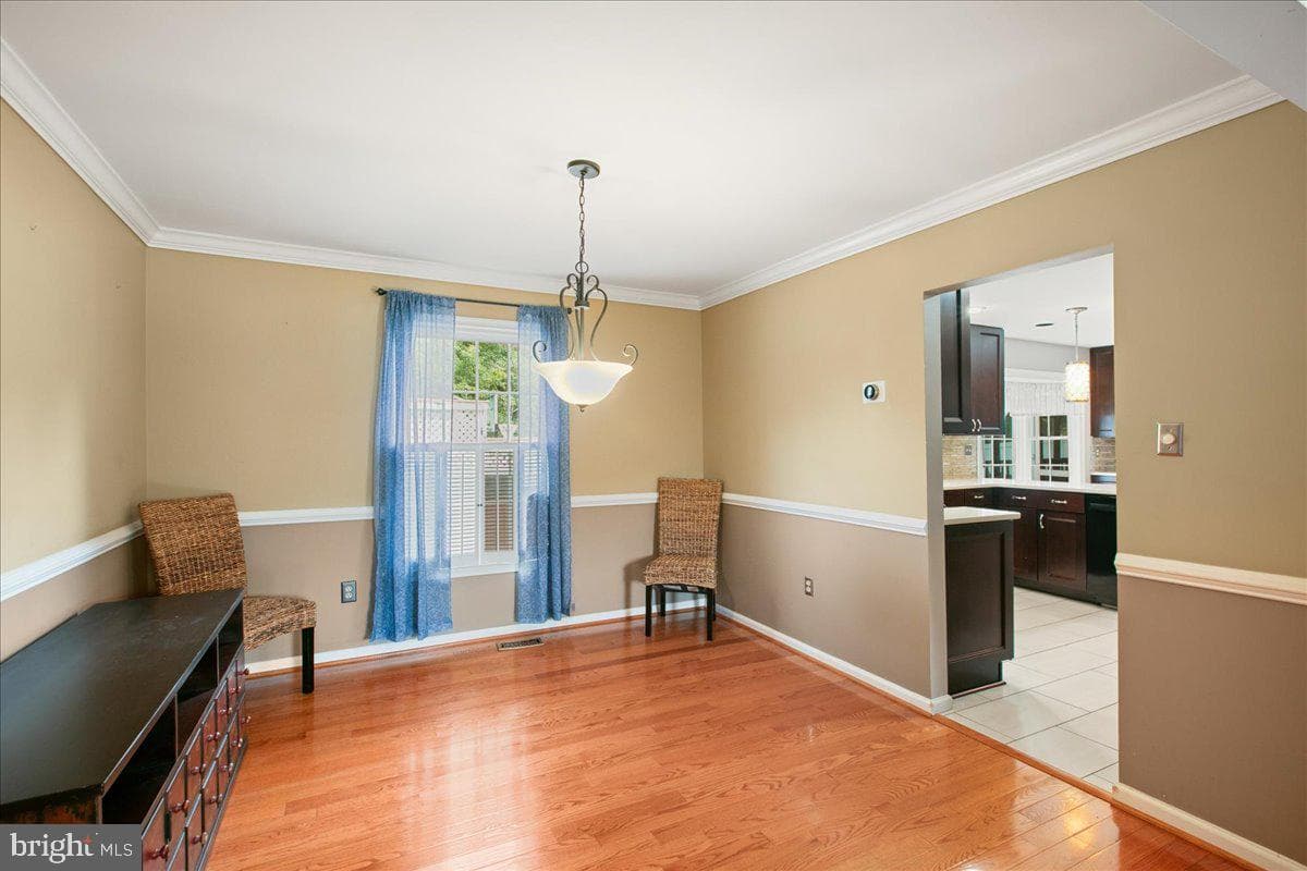 7142 Red Horse Tavern Lane photo 4