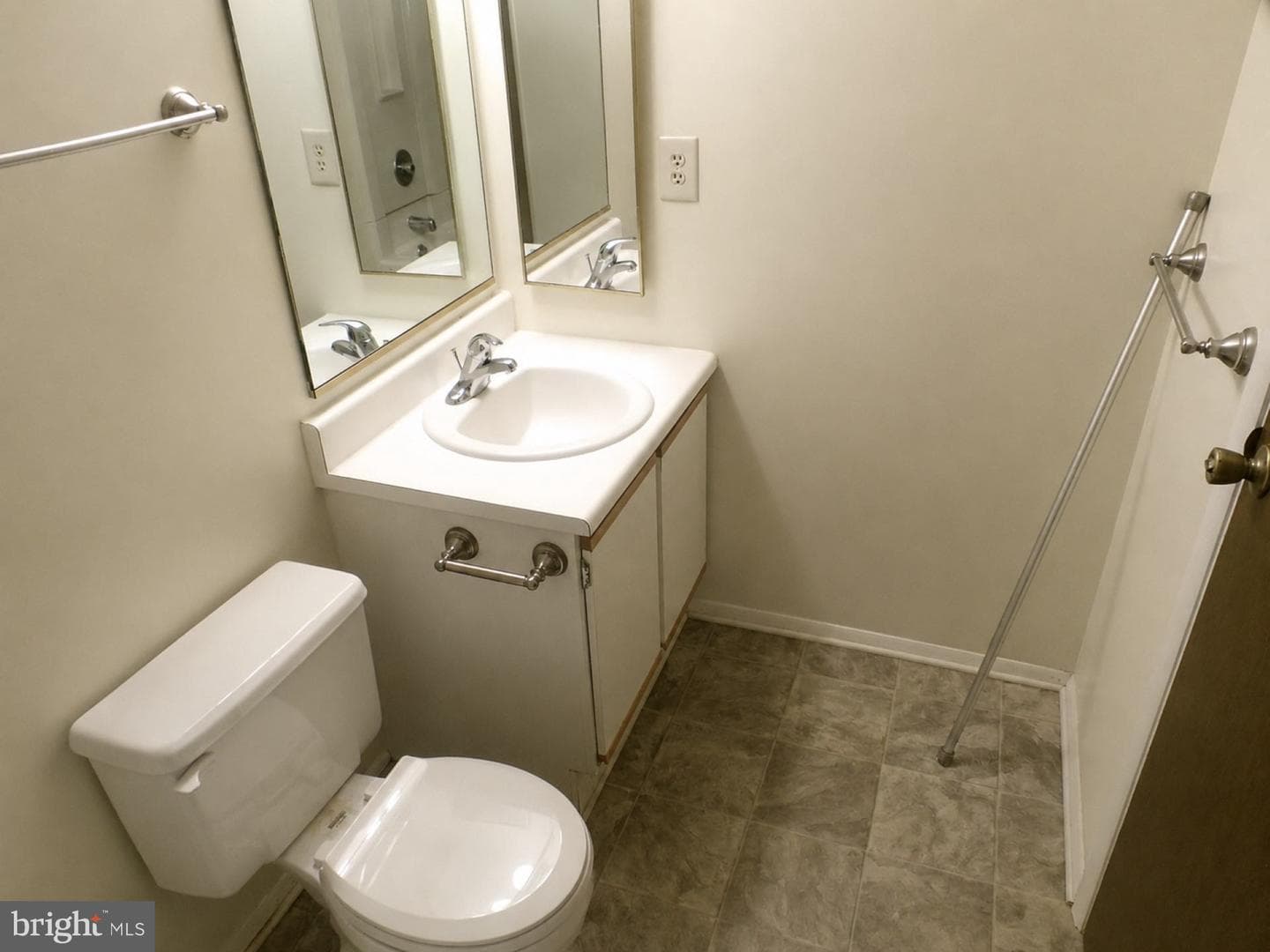 8382 Brockham Drive #f photo 13