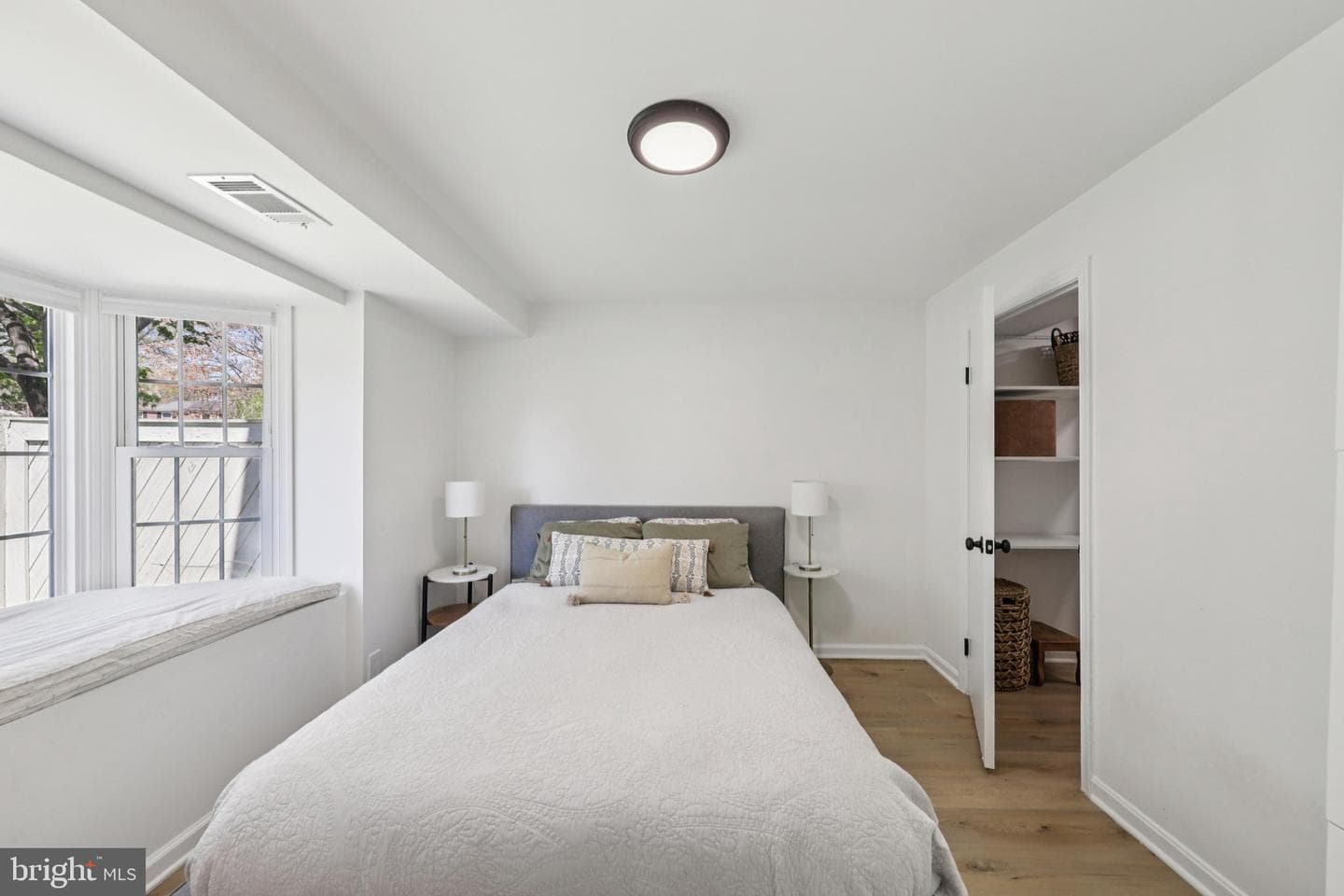 4321 Gramercy Circle photo 10